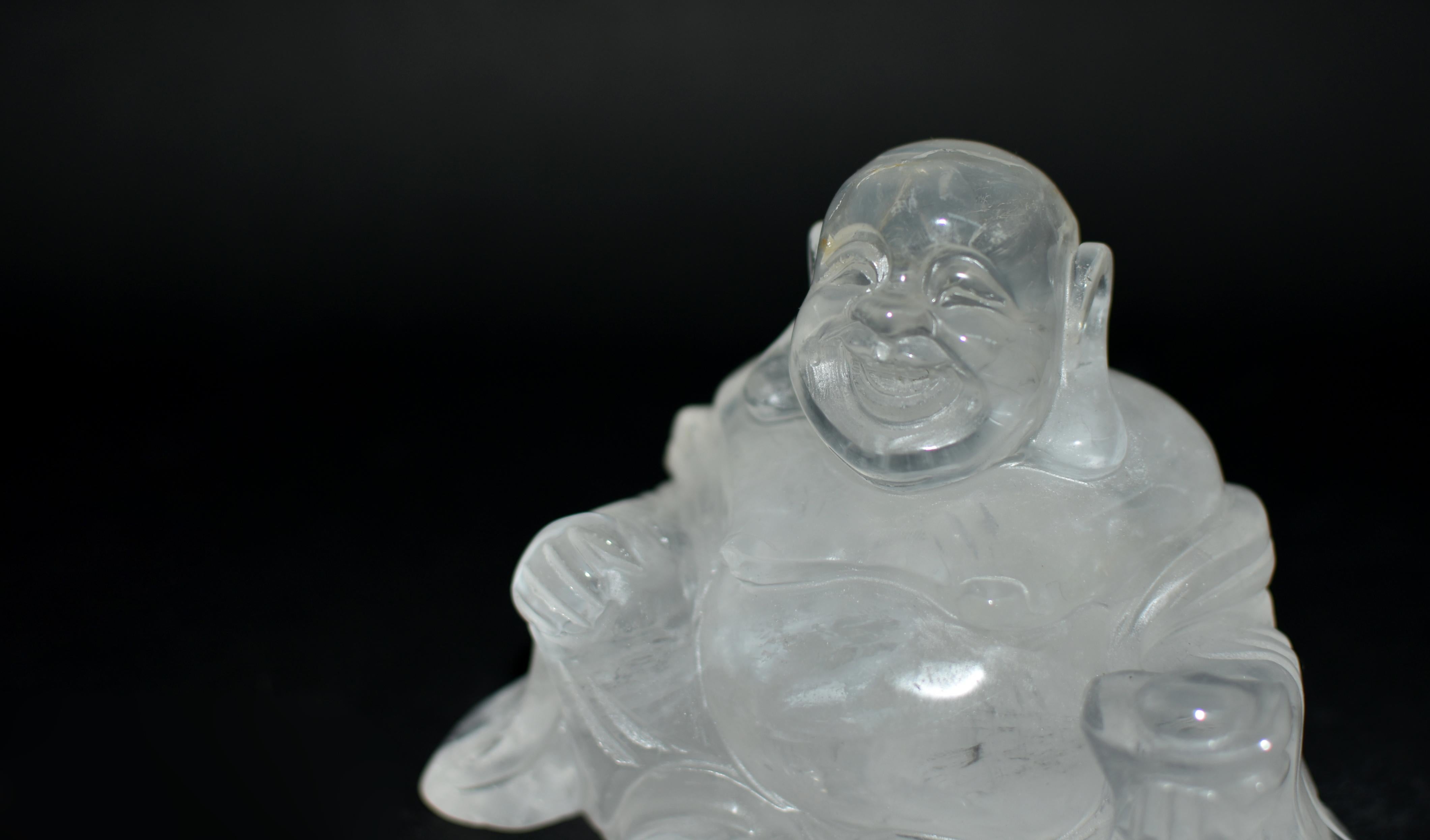 Happy Buddha-Statue aus Bergkristall (Chinesisch) im Angebot