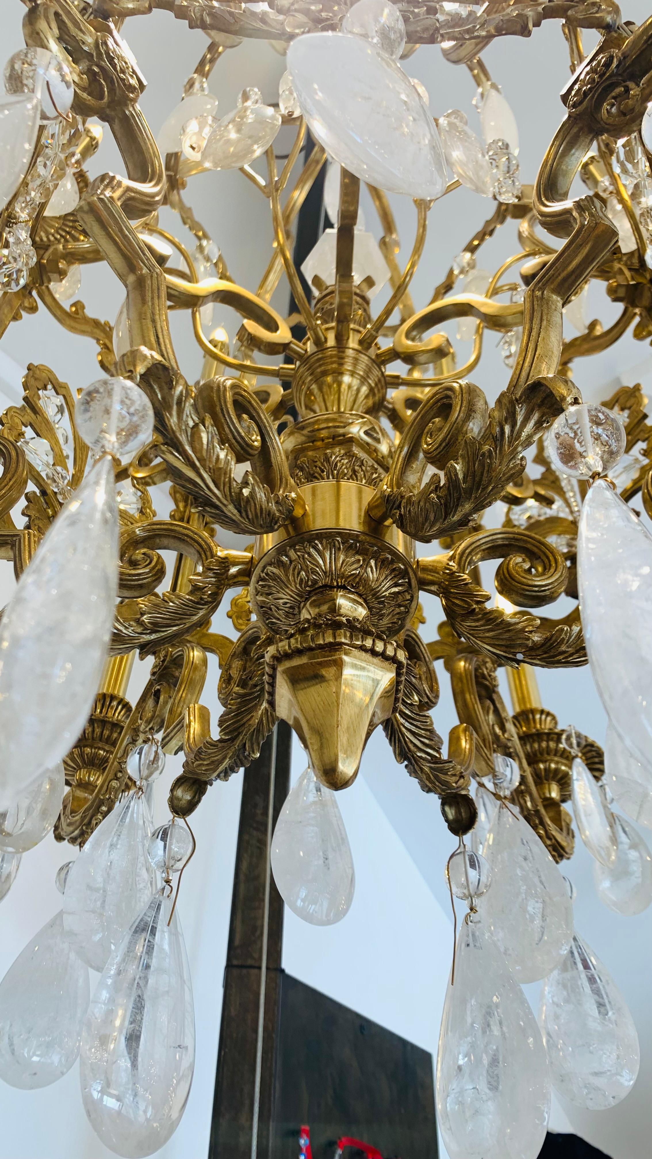 Rock Crystal Louis XIV Lantern of 12 Lights in Bronze In Excellent Condition For Sale In SAINT-OUEN-SUR-SEINE, FR