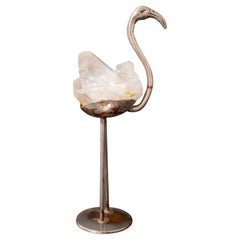 Flamingo en métal argenté monté sur cristal de roche