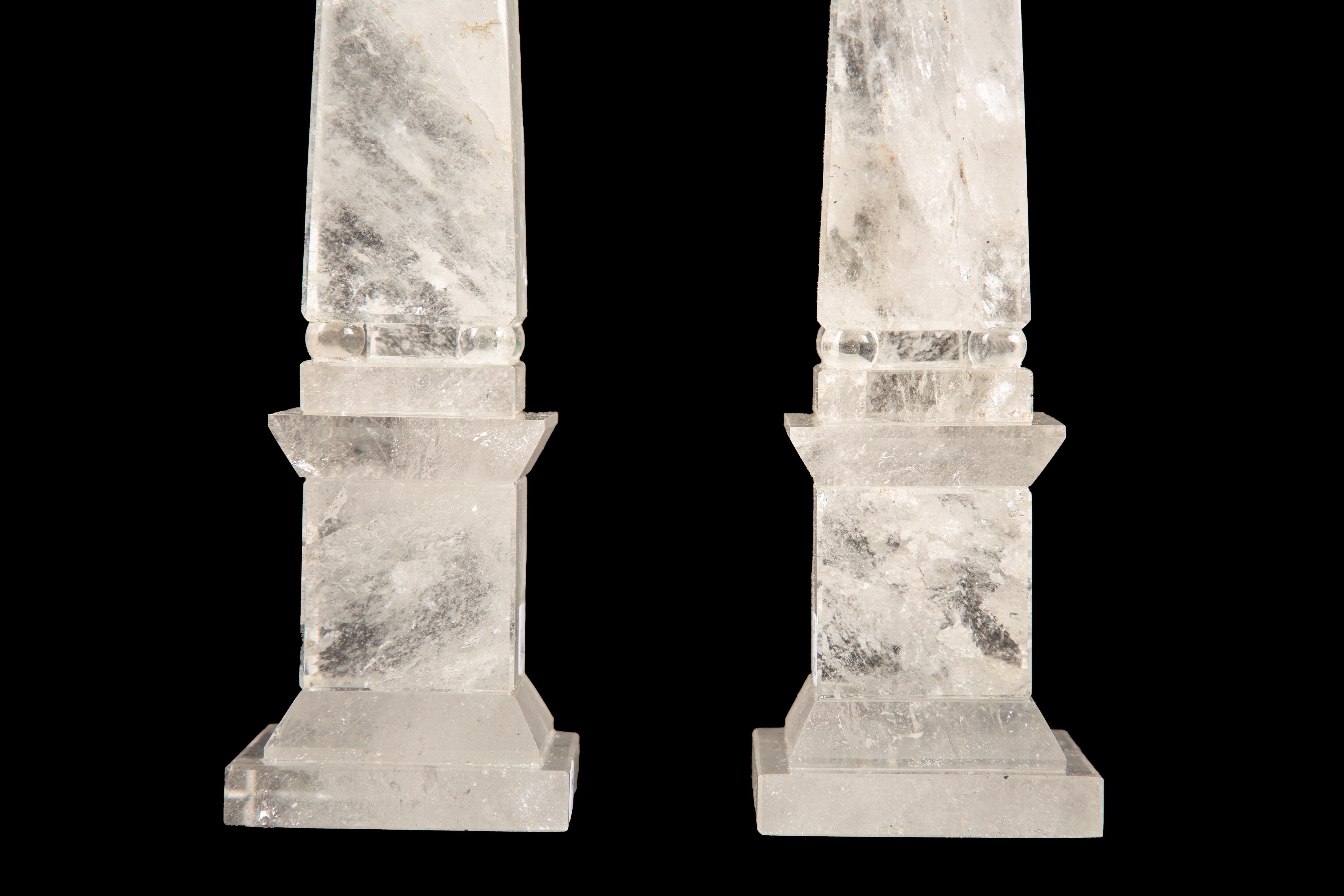 Sculpté Obélisque en cristal de roche, paire de 10,5 pouces en vente