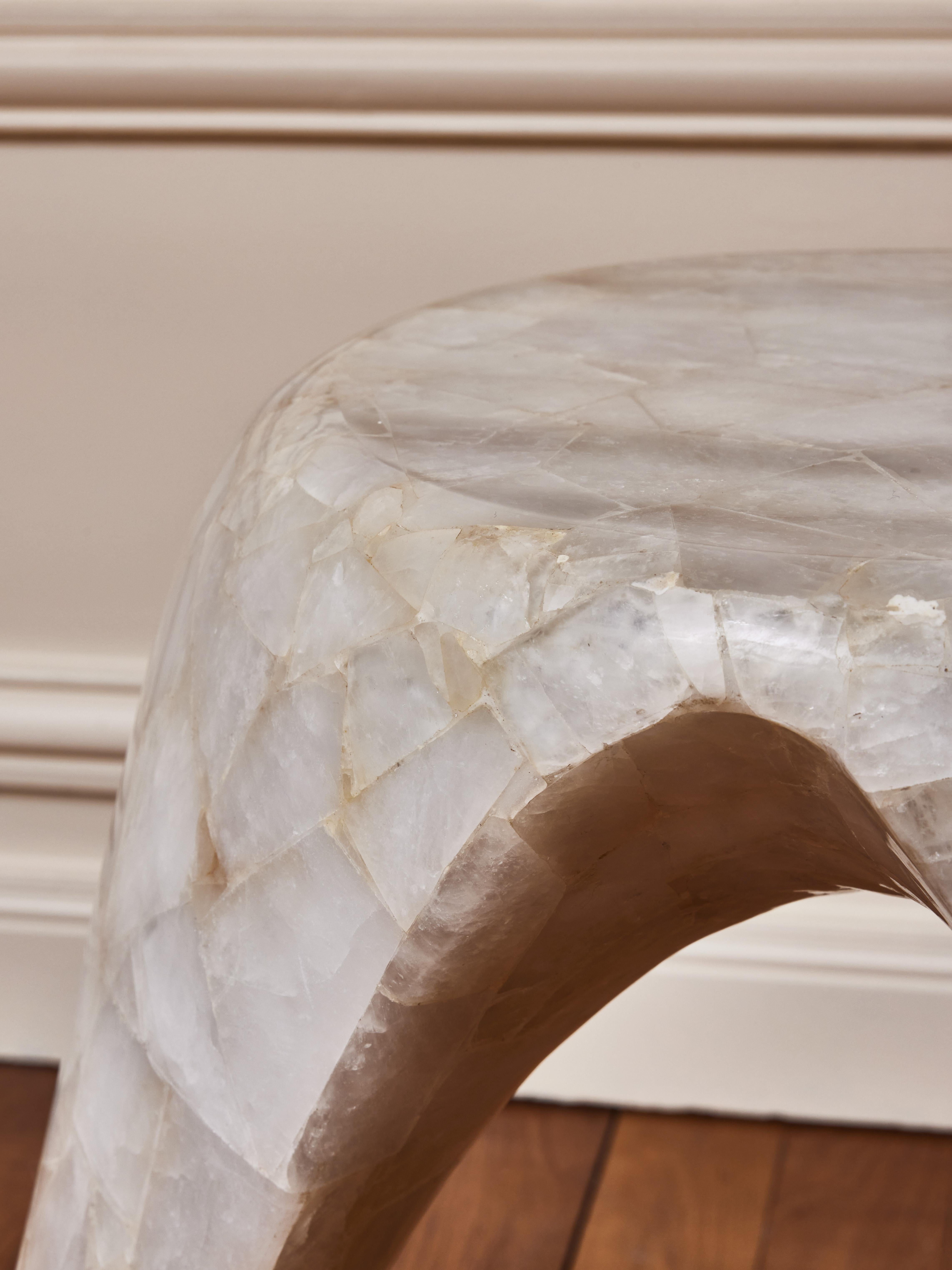 Sockel aus Bergkristall von Studio Glustin im Zustand „Hervorragend“ im Angebot in Saint-Ouen (PARIS), FR