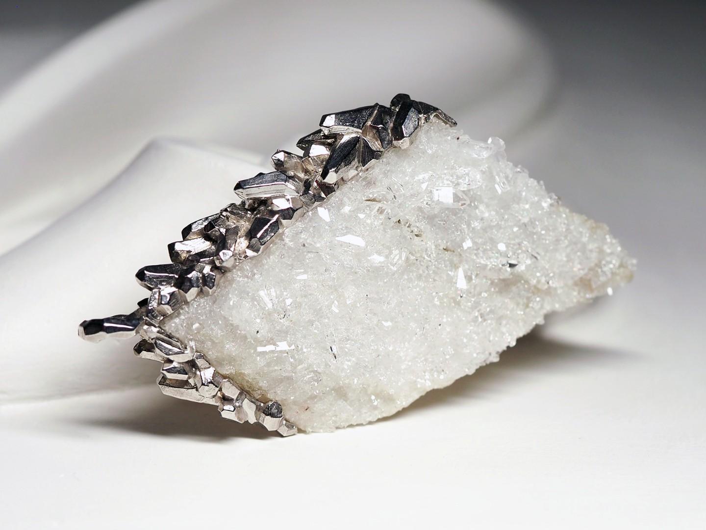 Pendentif en cristal de roche Cristal de roche brut Spécimen naturel Collier de pierres précieuses  en vente 6