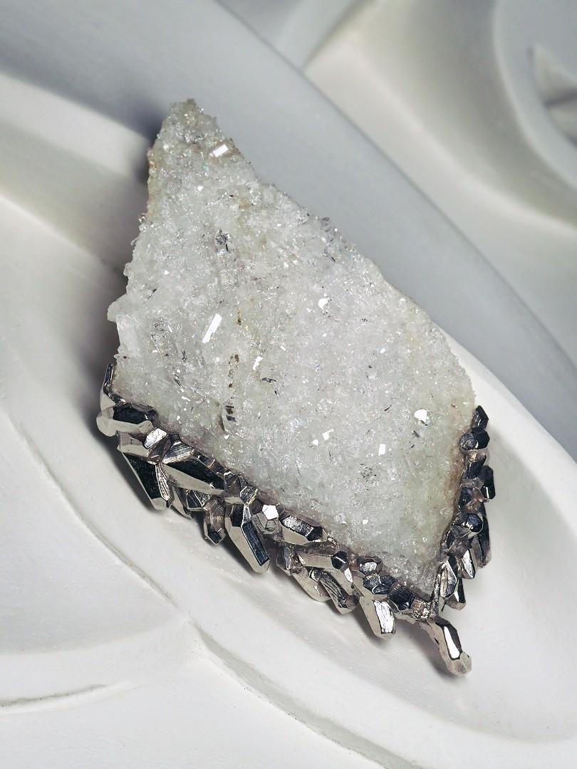 Ciondolo di cristallo di rocca, cristallo grezzo, specimen naturale, collana di gemme in vendita 7