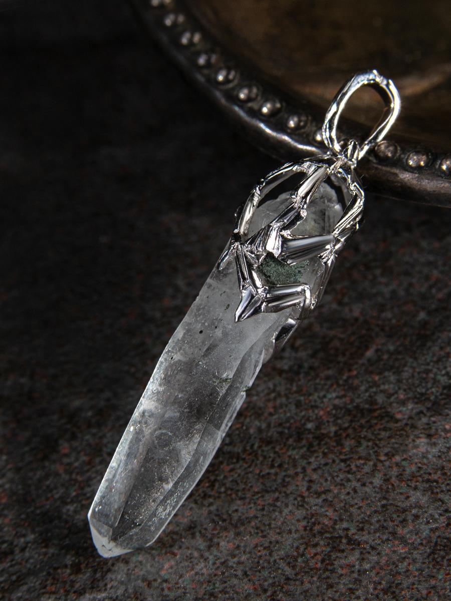 Uncut Rock Crystal Pendant Raw Quartz Crystal Healing Energy Gem Unisex Jewelry Magic