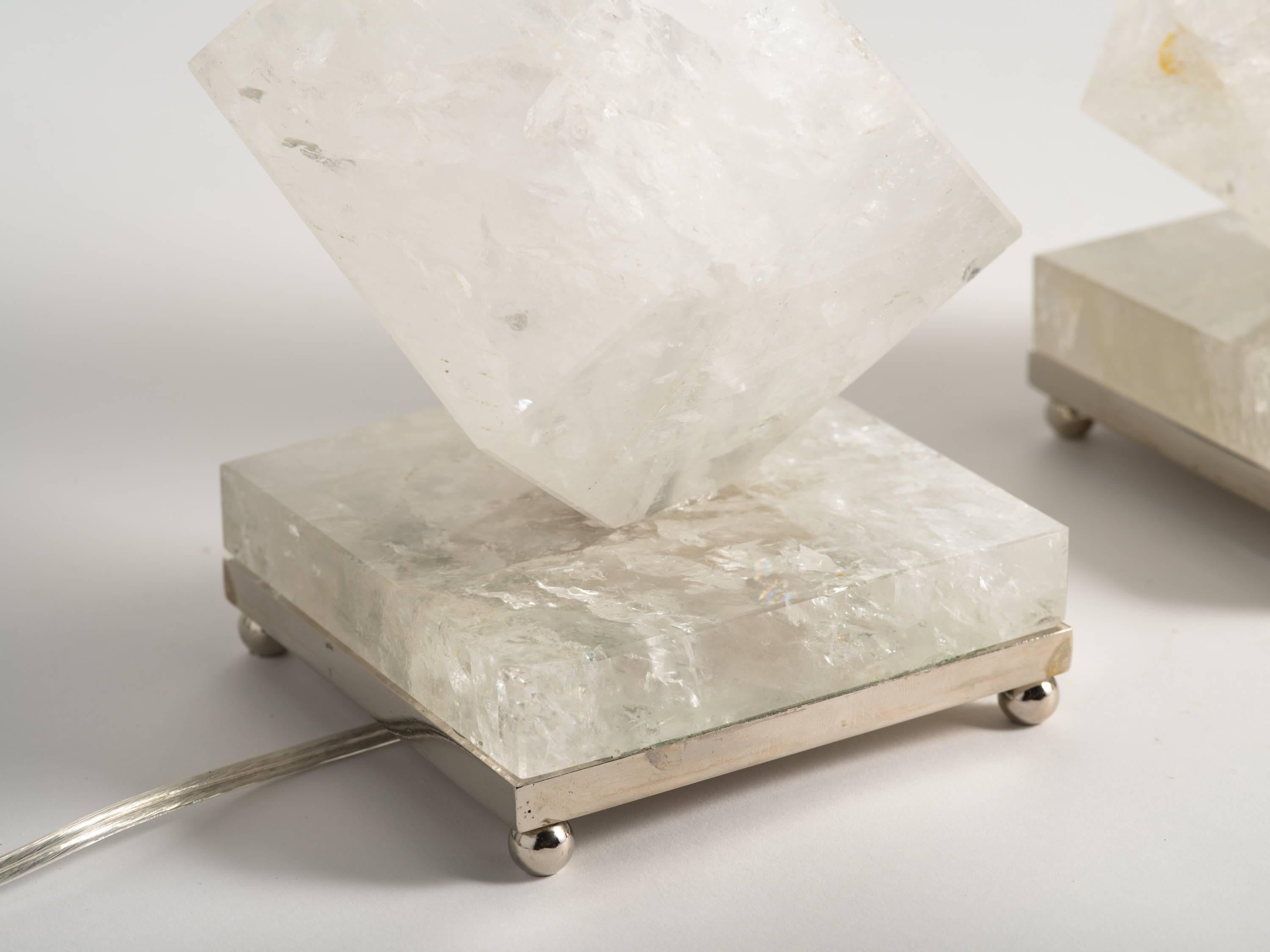 Mid-Century Modern Lampes cubiques en cristal de roche et quartz - Eon Collection en vente