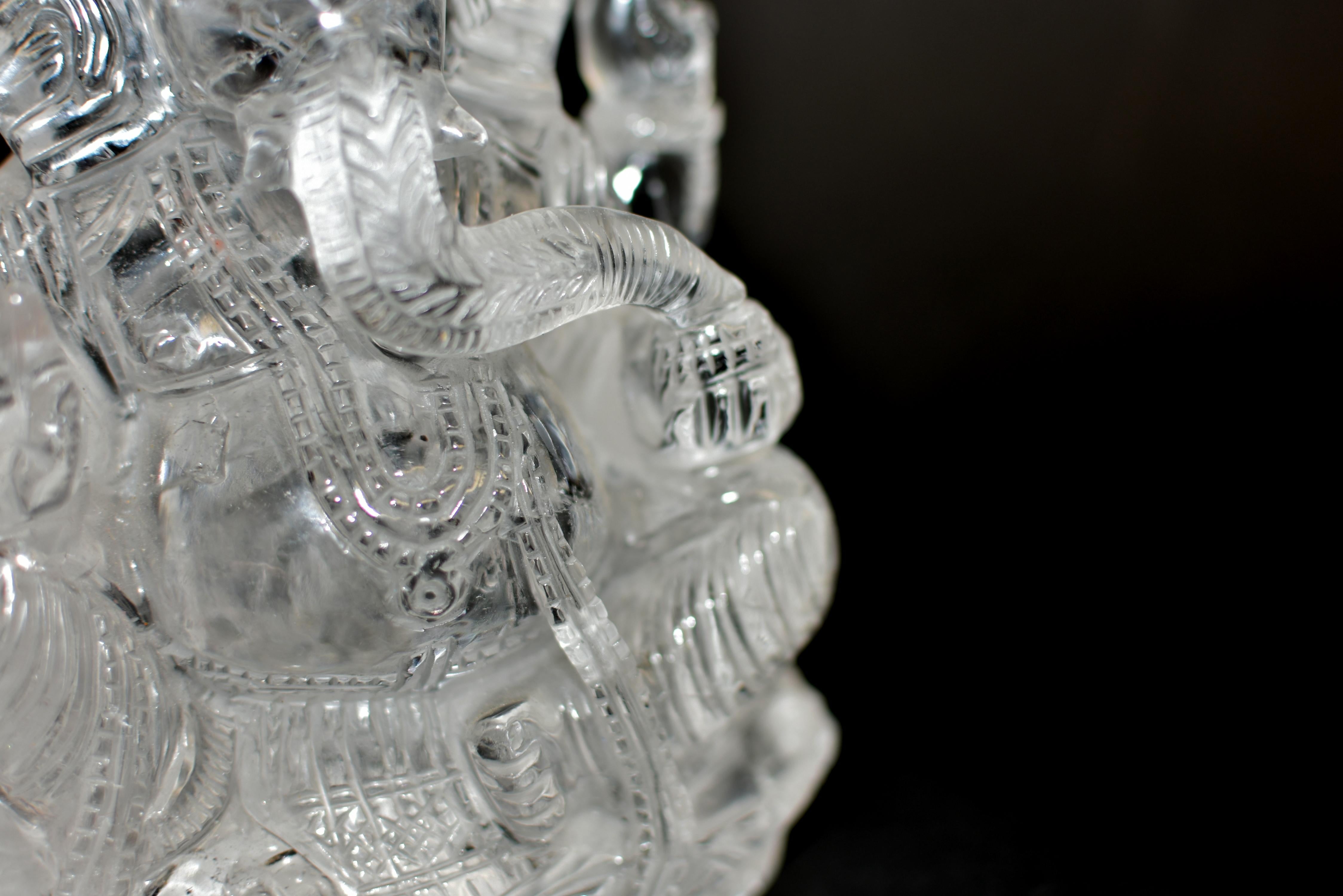 Statue de Ganesh en cristal de roche et quartz 5 lb en vente 8