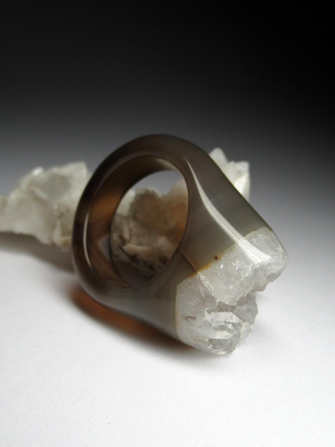 Bague en cristal de roche solide Bicolor Uncut Clear Quartz Crystals Heal's Healing Unisex en vente 6