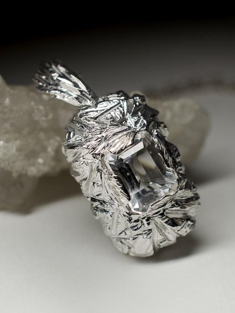 Rock Crystal Silver Pendant Baguette Cut Brazilian Pure Clear Quartz Gemstone For Sale 4