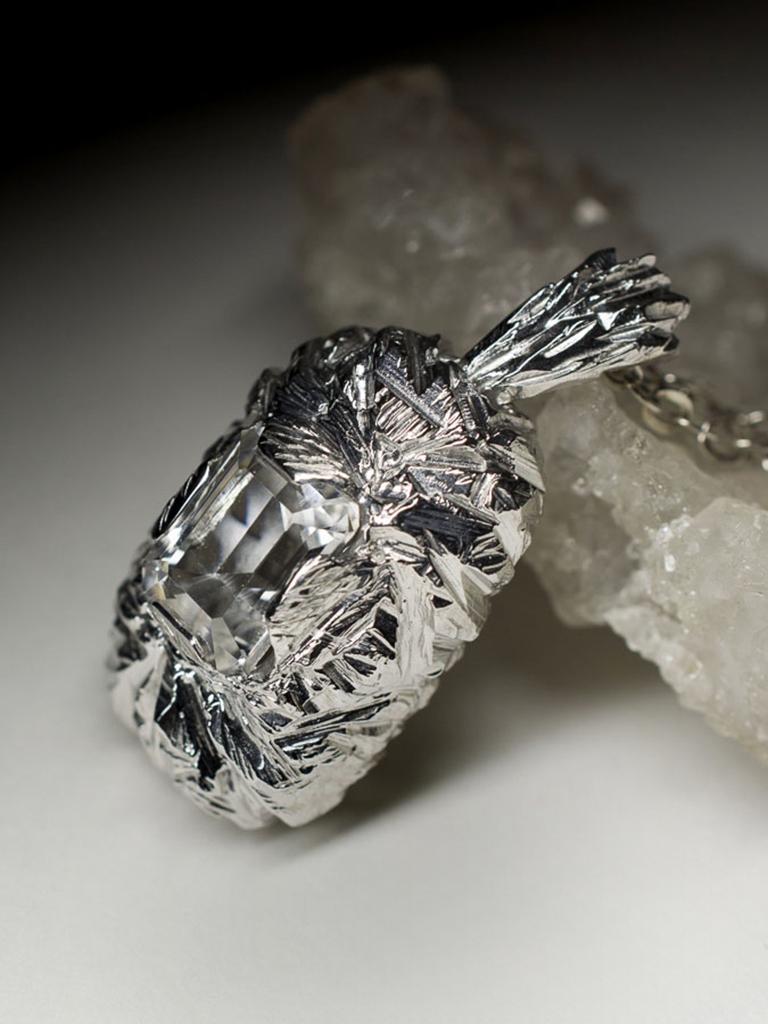 Rock Crystal Silver Pendant Baguette Cut Brazilian Pure Clear Quartz Gemstone For Sale 2