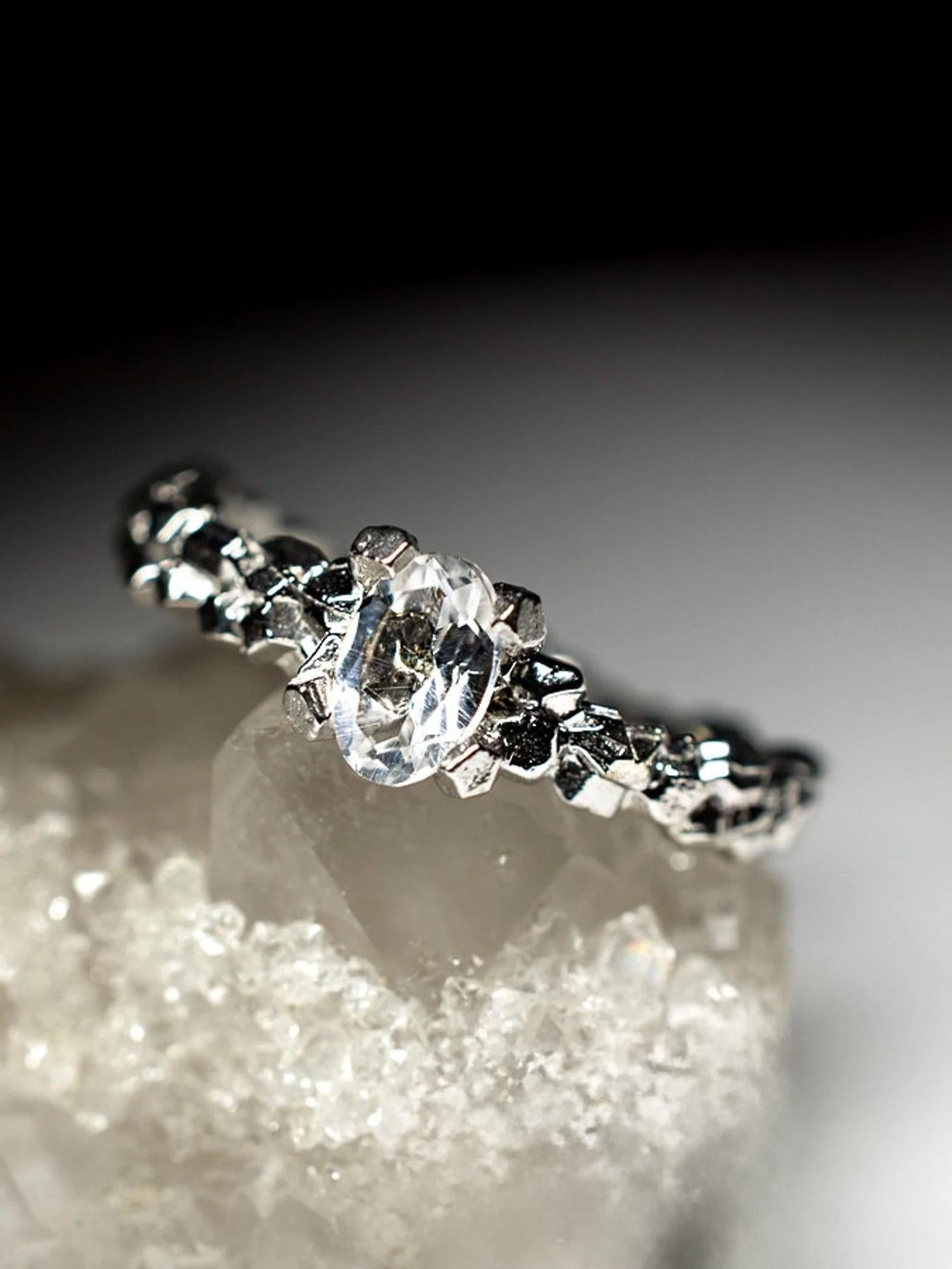 Rock Crystal Silver Ring Natural Quartz Transparent Oval Gemstone  For Sale 5