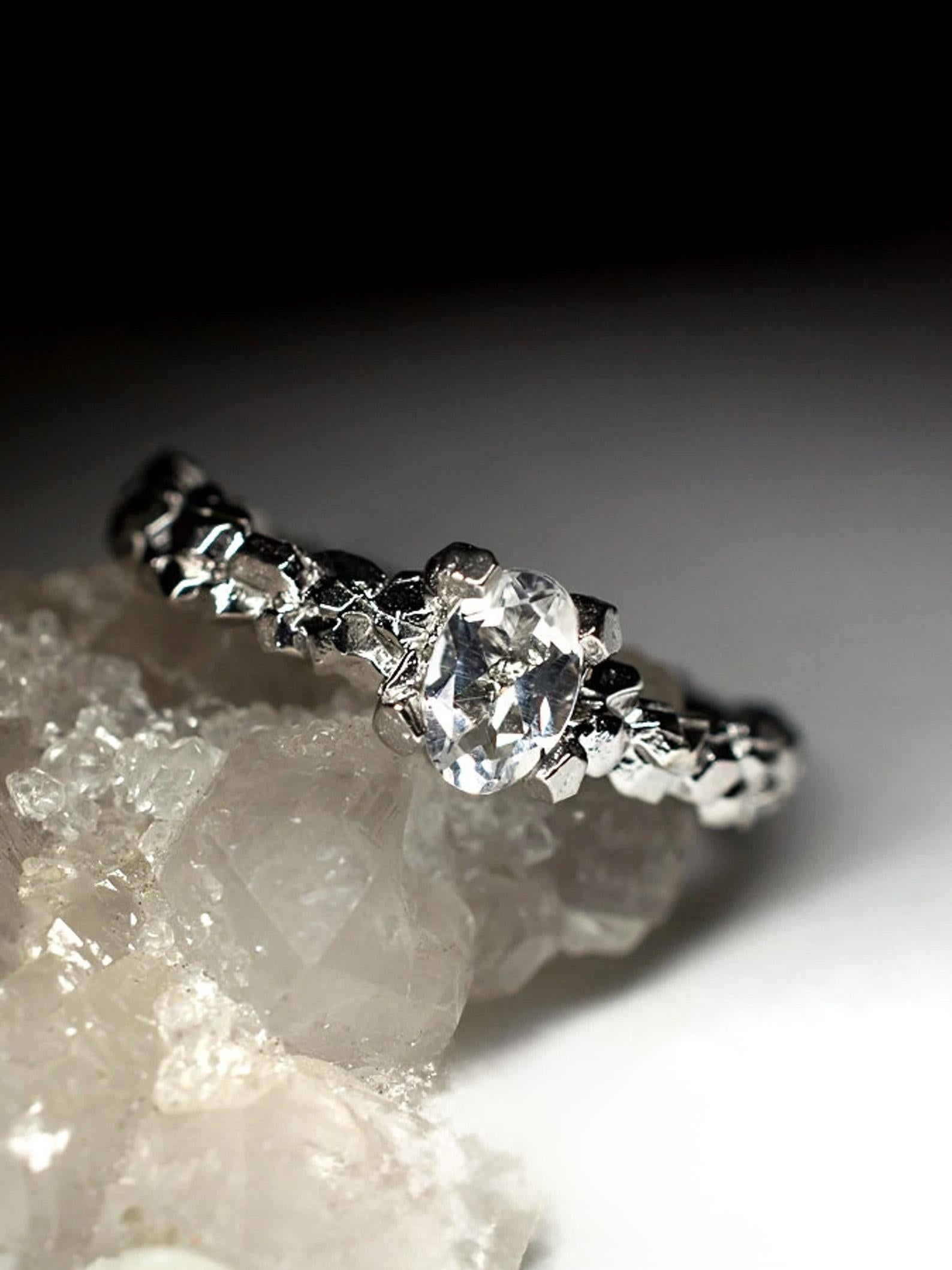 Rock Crystal Silver Ring Natural Quartz Transparent Oval Gemstone  For Sale 1