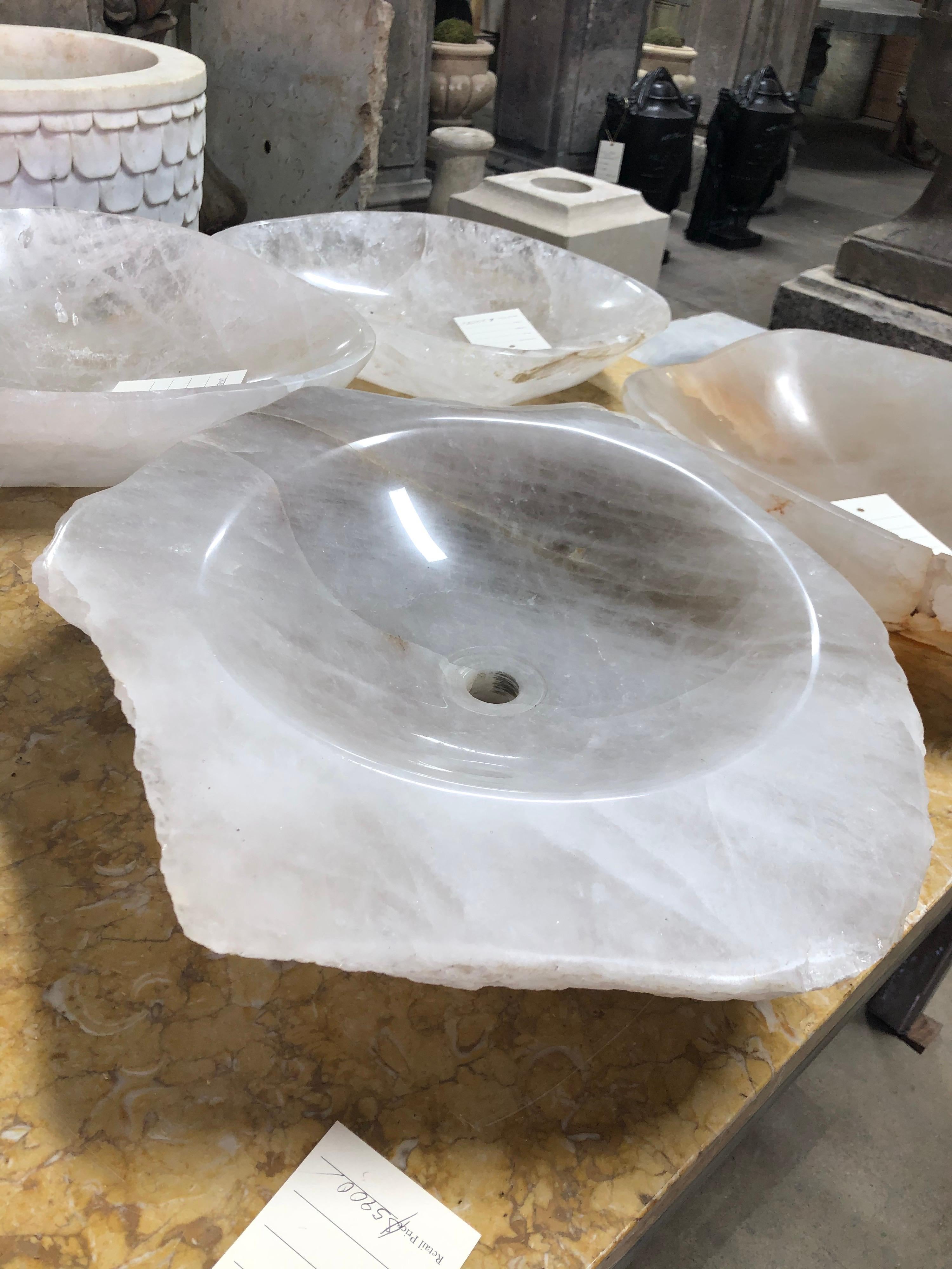 Contemporary Rock Crystal Sink from South America In Good Condition For Sale In Dallas, TX