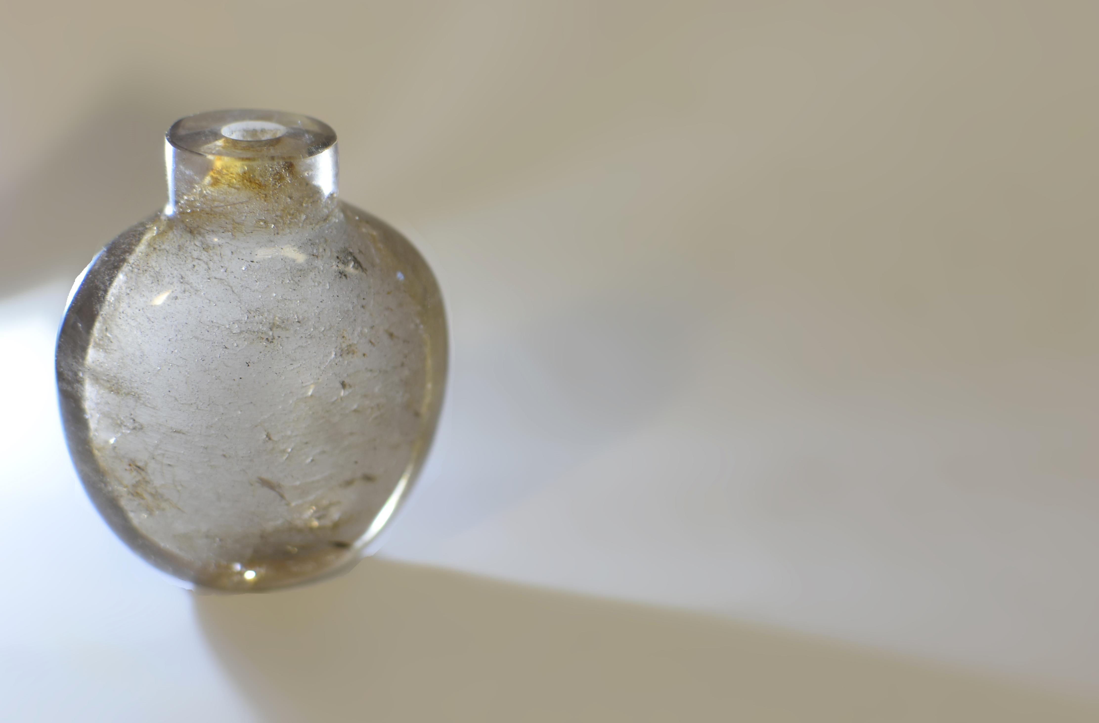 Hand-Carved Rock Crystal Snuff Bottle w Agate Lid For Sale