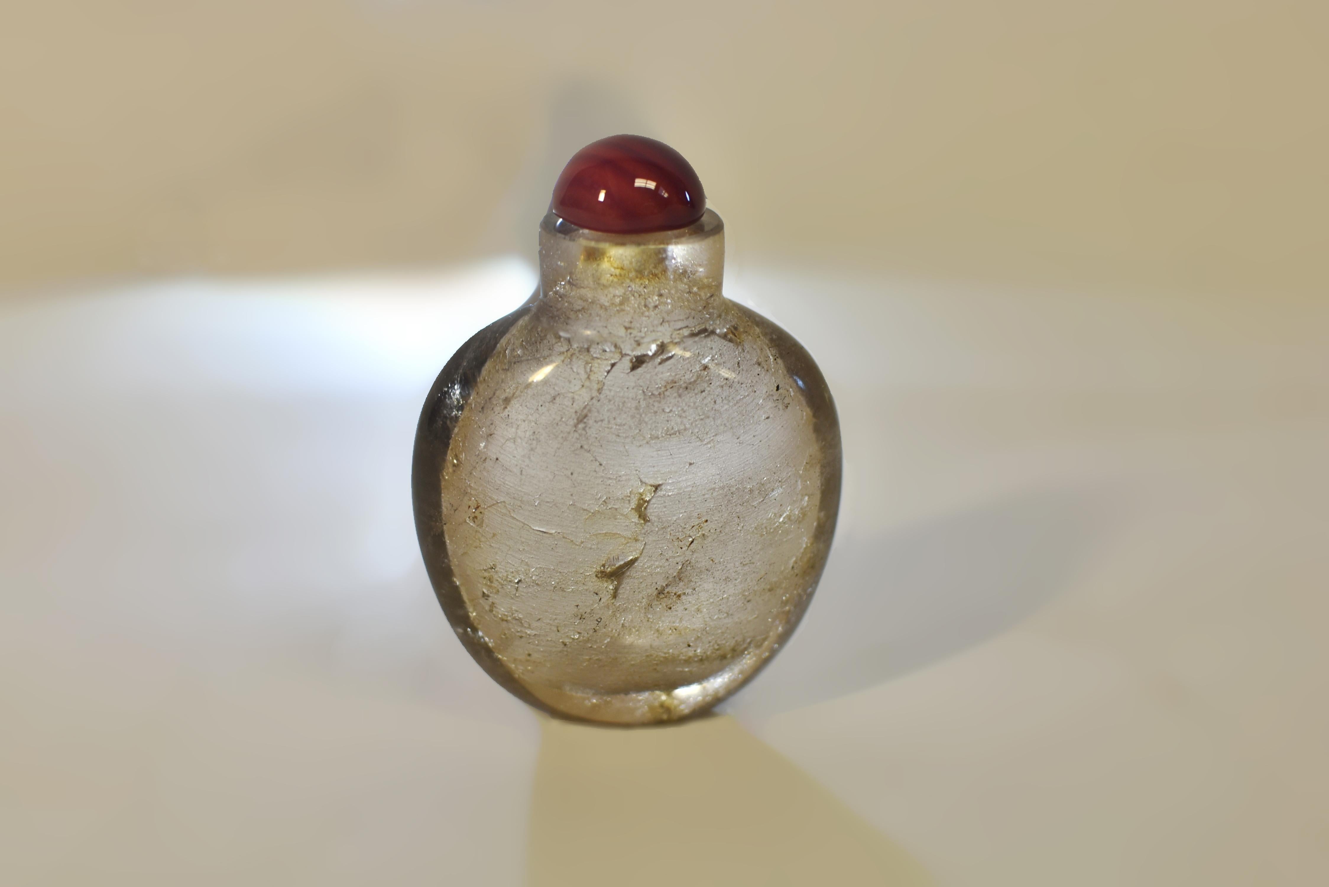 Tabatière en cristal de roche avec couvercle en agate en vente 3