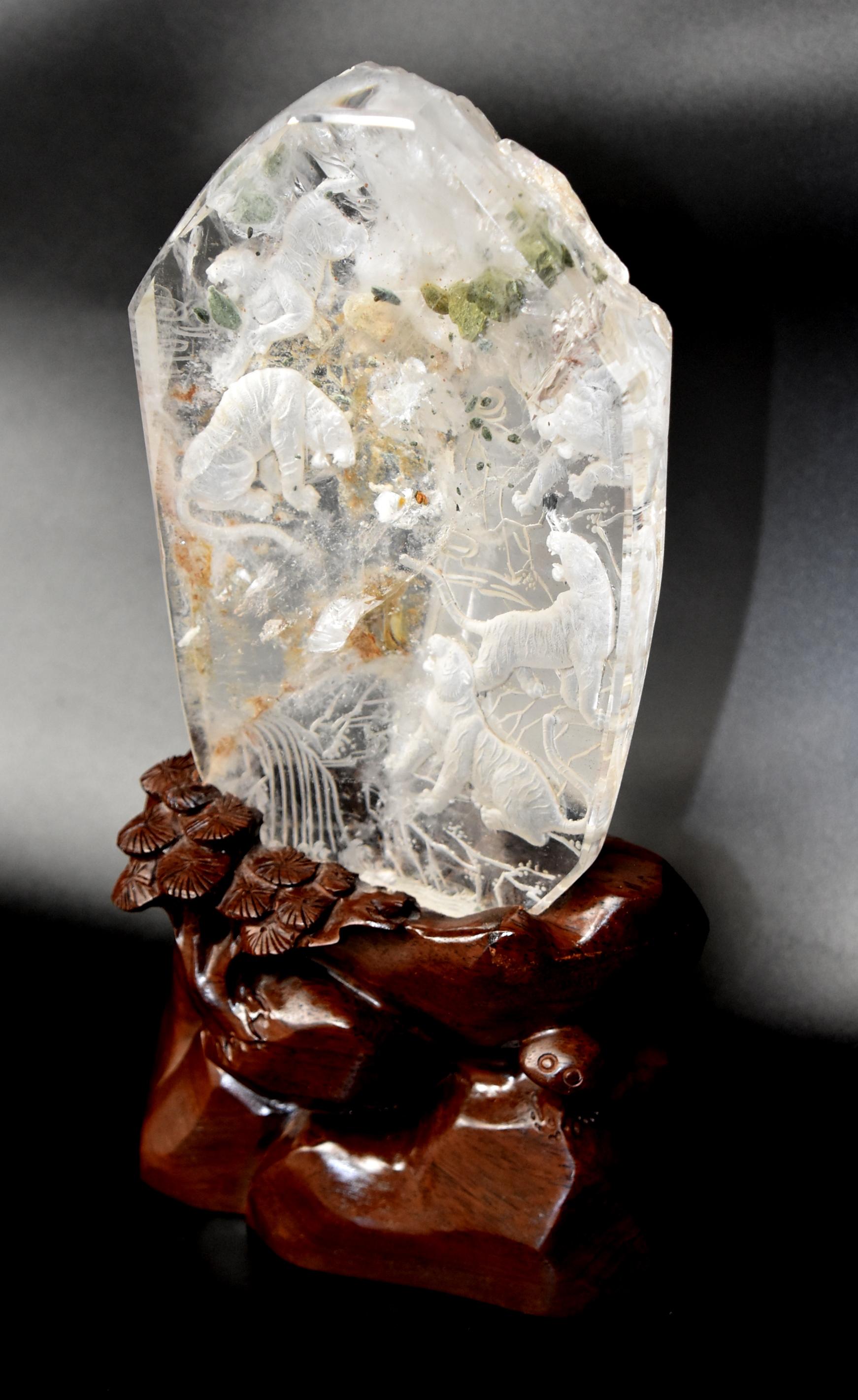 Bergkristall-Tigerreich-Skulptur, handgeschnitzt im Angebot 1
