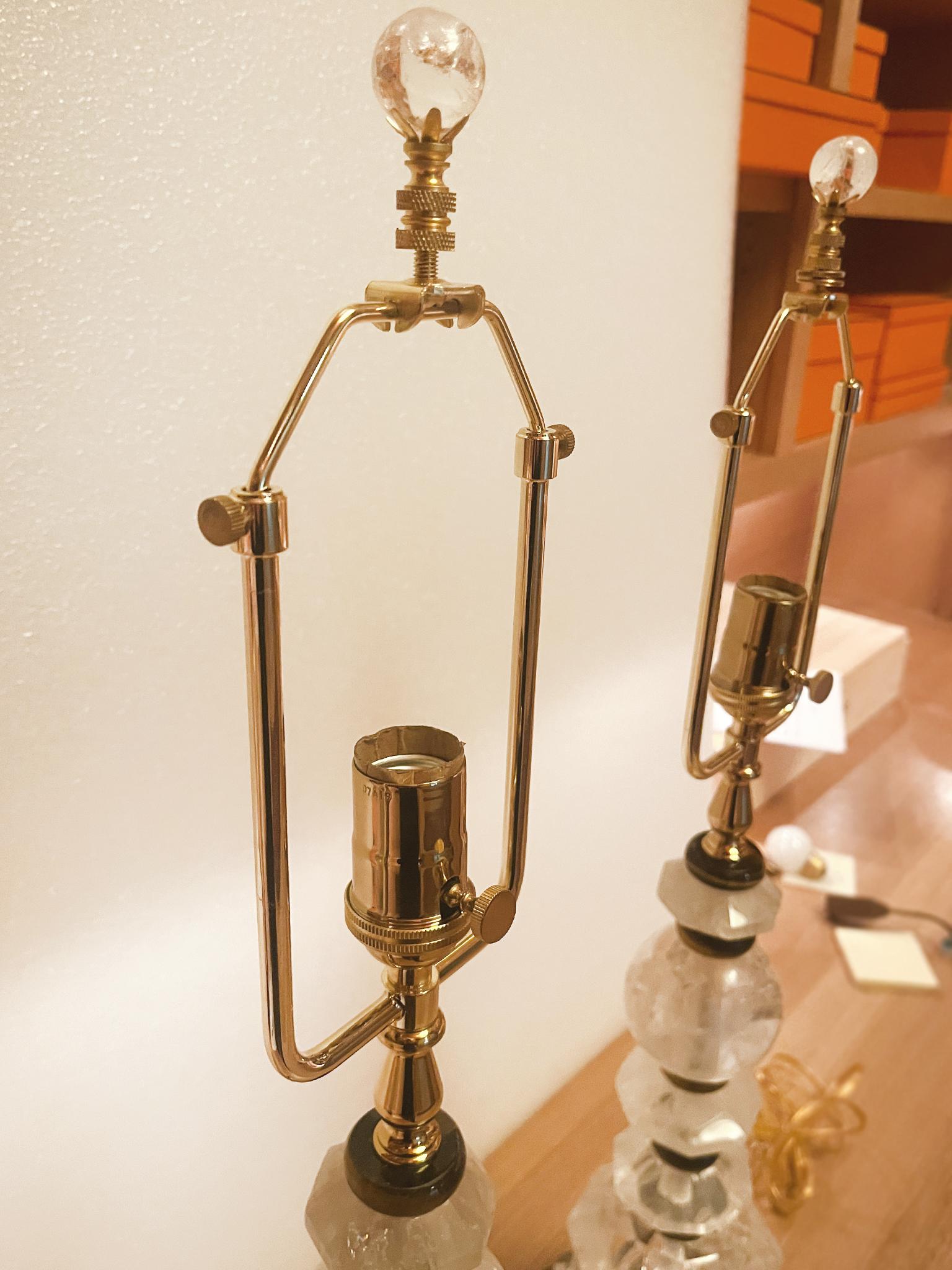Lampade da tavolo in cristallo di rocca e occhio di tigre - una coppia in vendita 2
