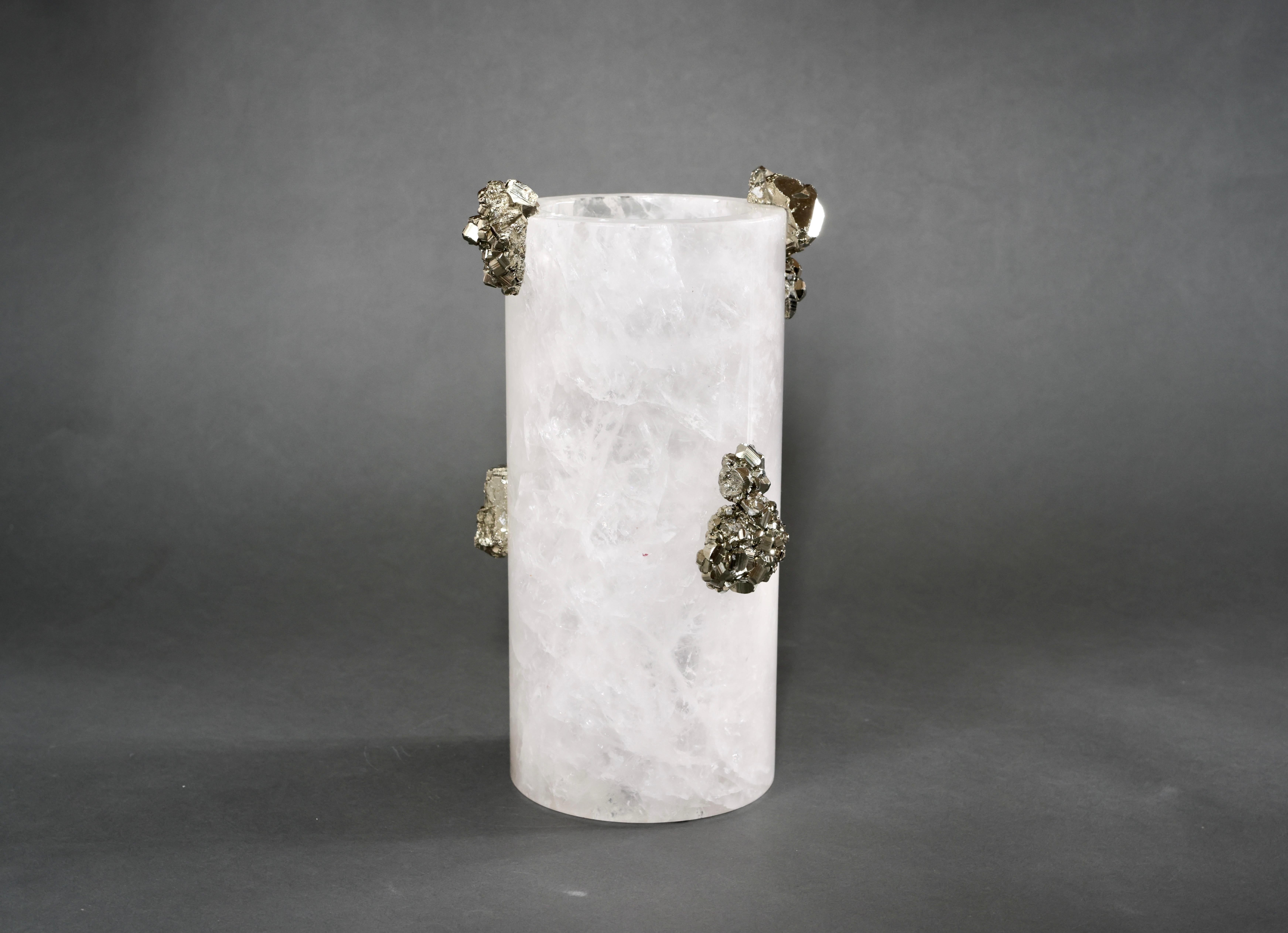 Bergkristall-Vase von Phoenix im Zustand „Hervorragend“ im Angebot in New York, NY