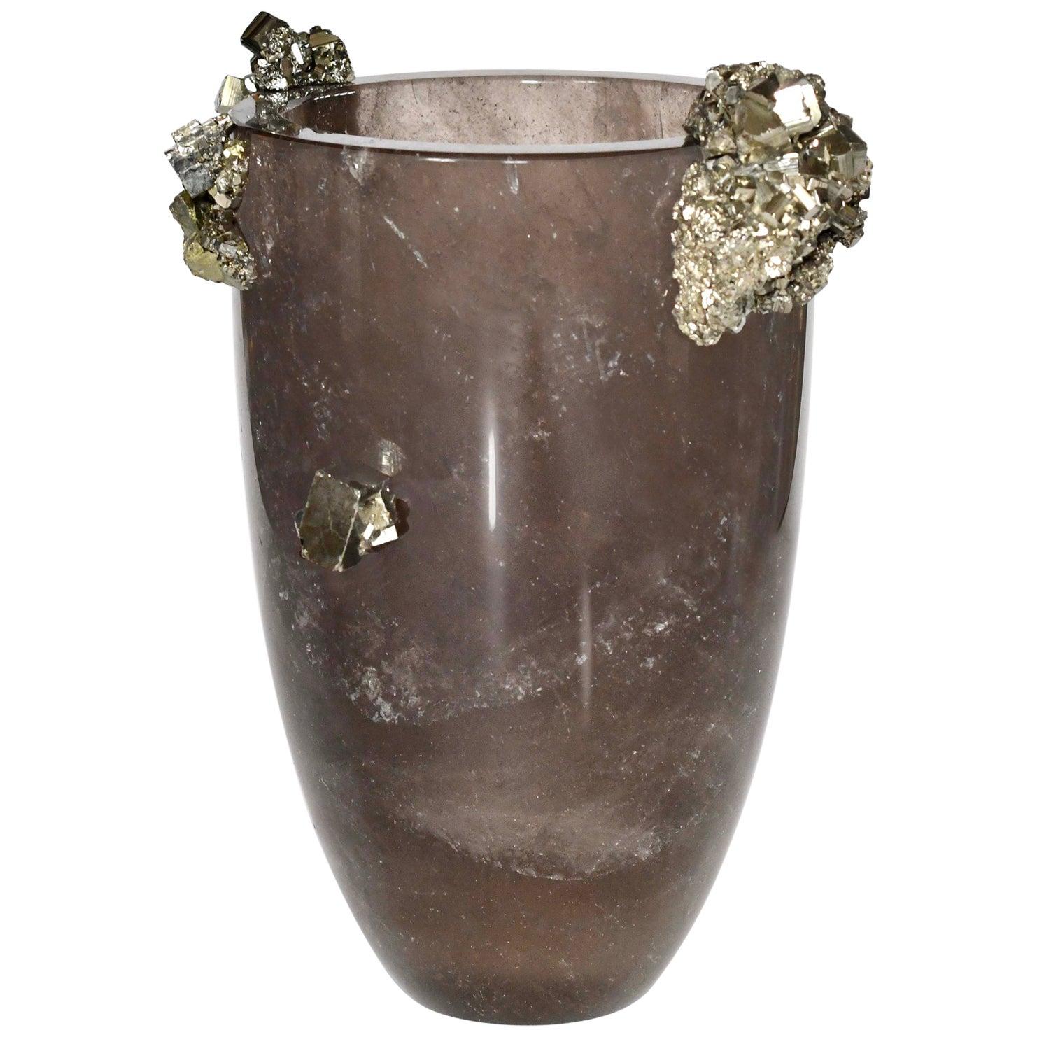 Vase aus Bergkristall von Phoenix im Angebot