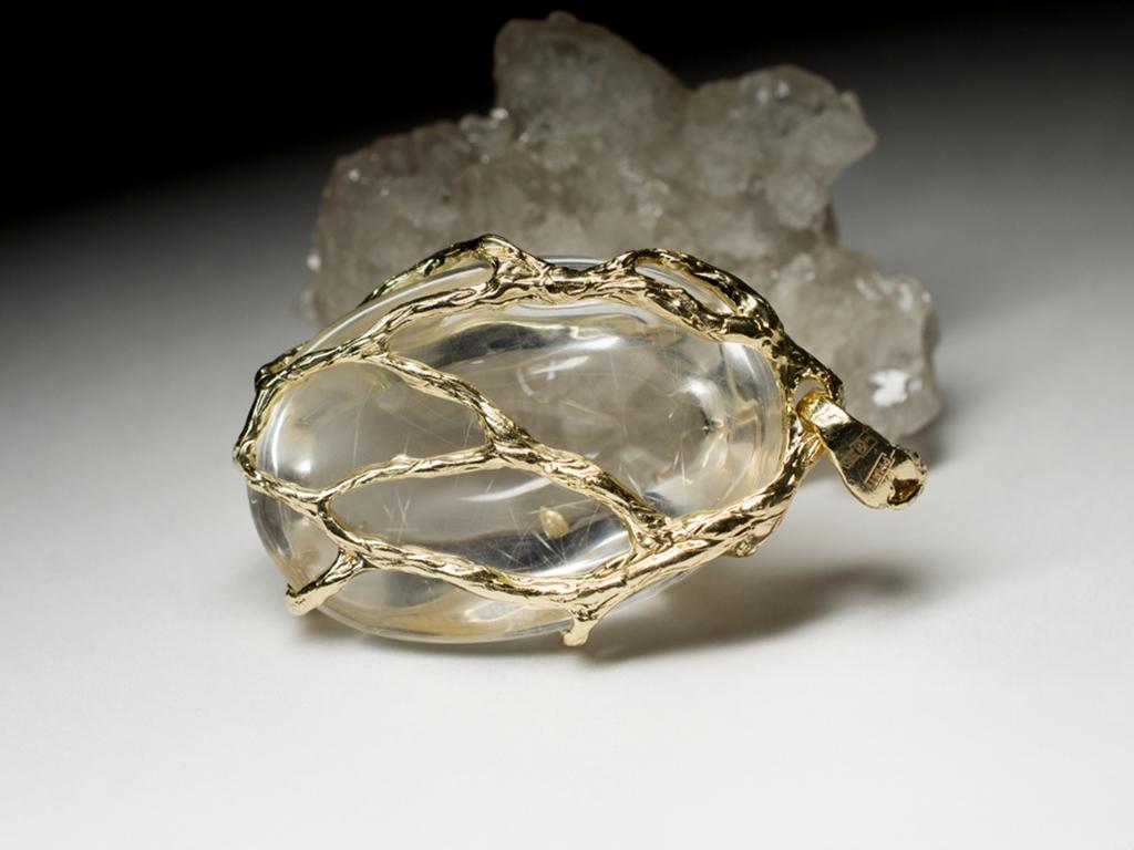Rock Crystal Yellow Gold Pendant Cabochon Gemstone Pure Clear Quartz Unisex For Sale 3