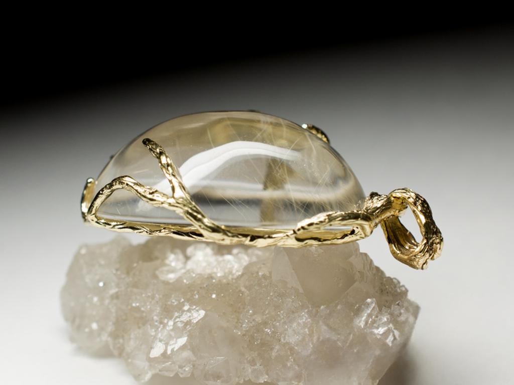 Cristal de roche Pendentif or jaune Cabochon Gemstone Pure Clear Quartz Unisex Neuf - En vente à Berlin, DE