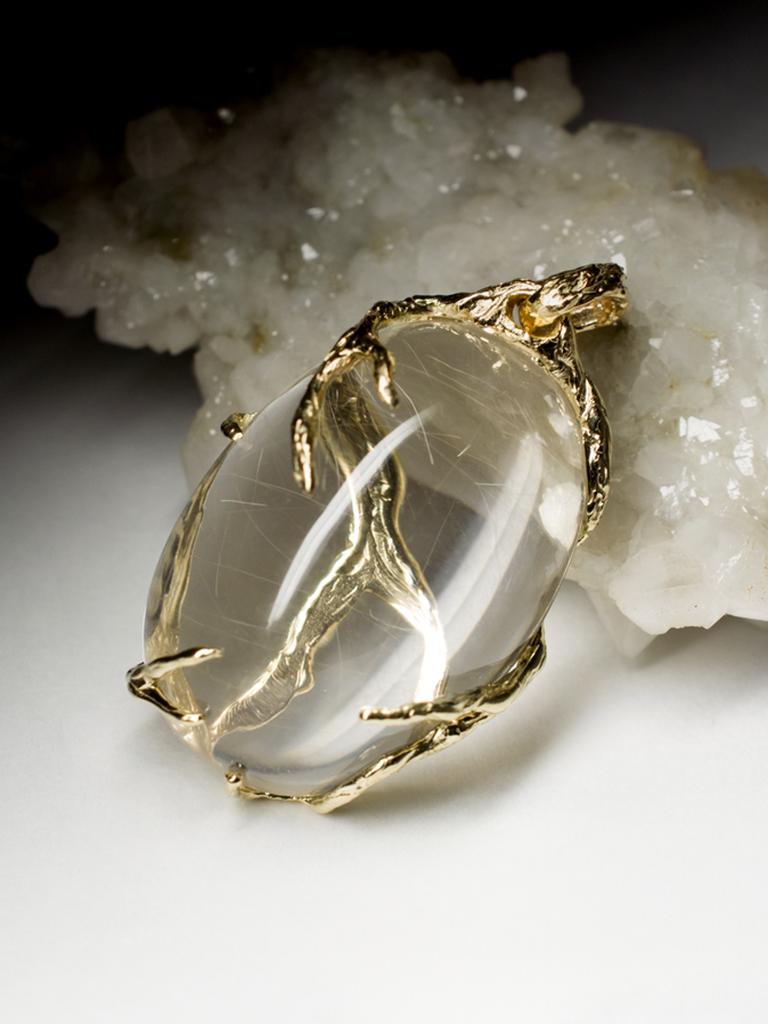 Rock Crystal Yellow Gold Pendant Cabochon Gemstone Pure Clear Quartz Unisex For Sale 1