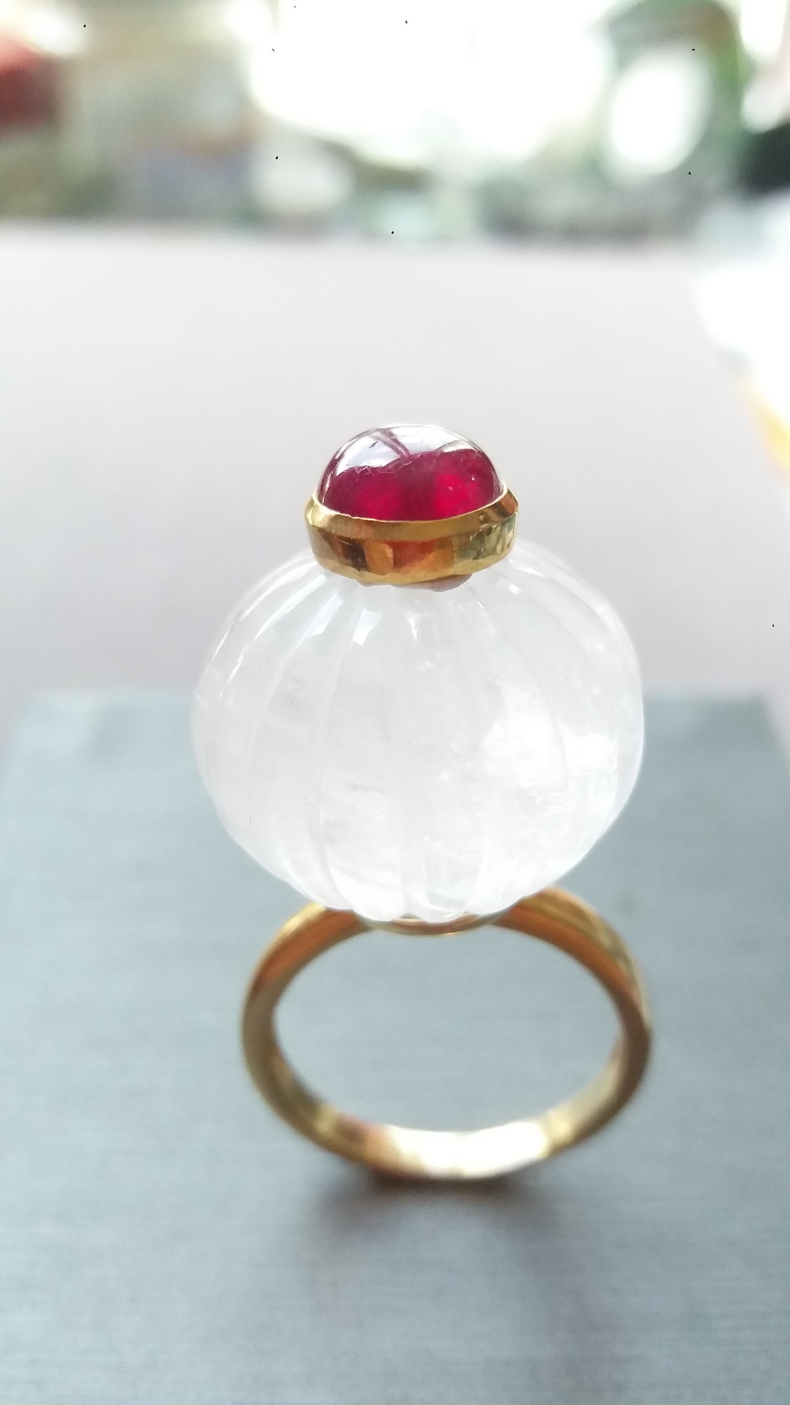 Rock Quartz Turban Fashion Ring Ruby Cabochon 14 Karat Yellow Gold For Sale 7