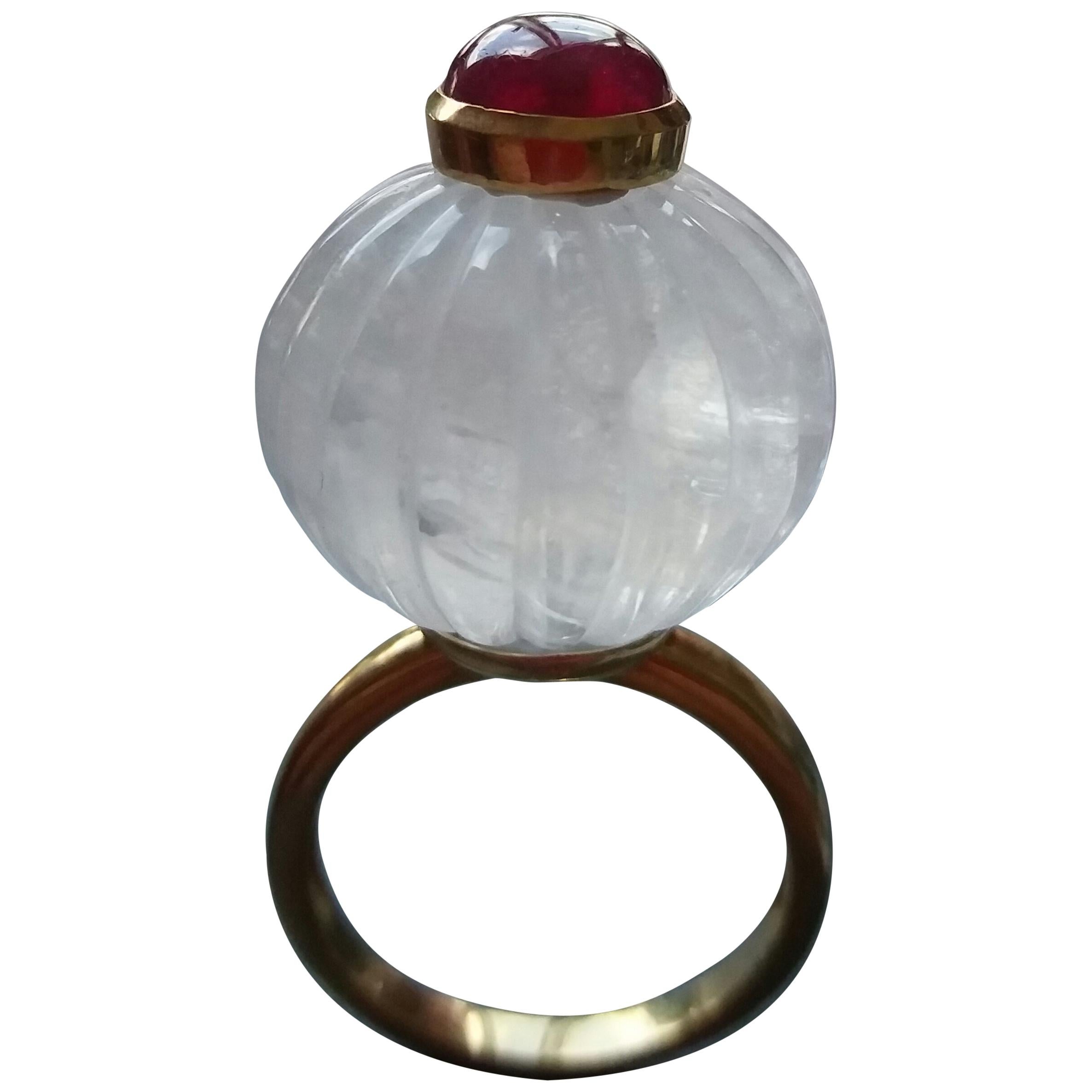 Rock Quartz Turban Fashion Ring Ruby Cabochon 14 Karat Yellow Gold For Sale