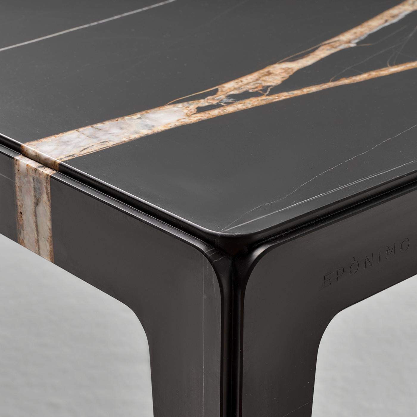 sahara noir marble table