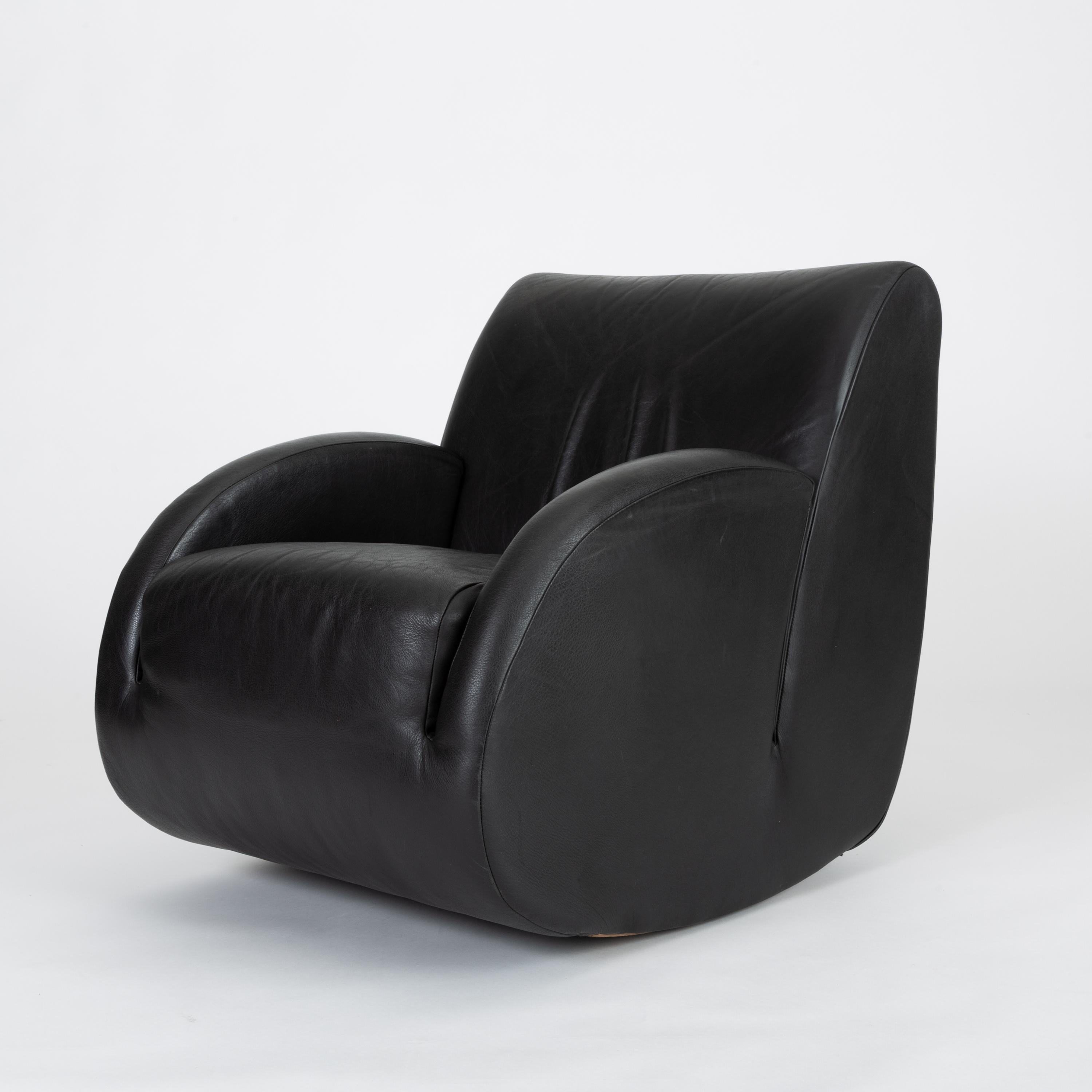 A 1997 design by Vladimir Kagan for American leather, the so-called “Rock Star” features Kagan’s signature rounded forms in a compact rocking chair with hidden wooden runners. Curved arm panels and an integrated seat cushion give the impression of a