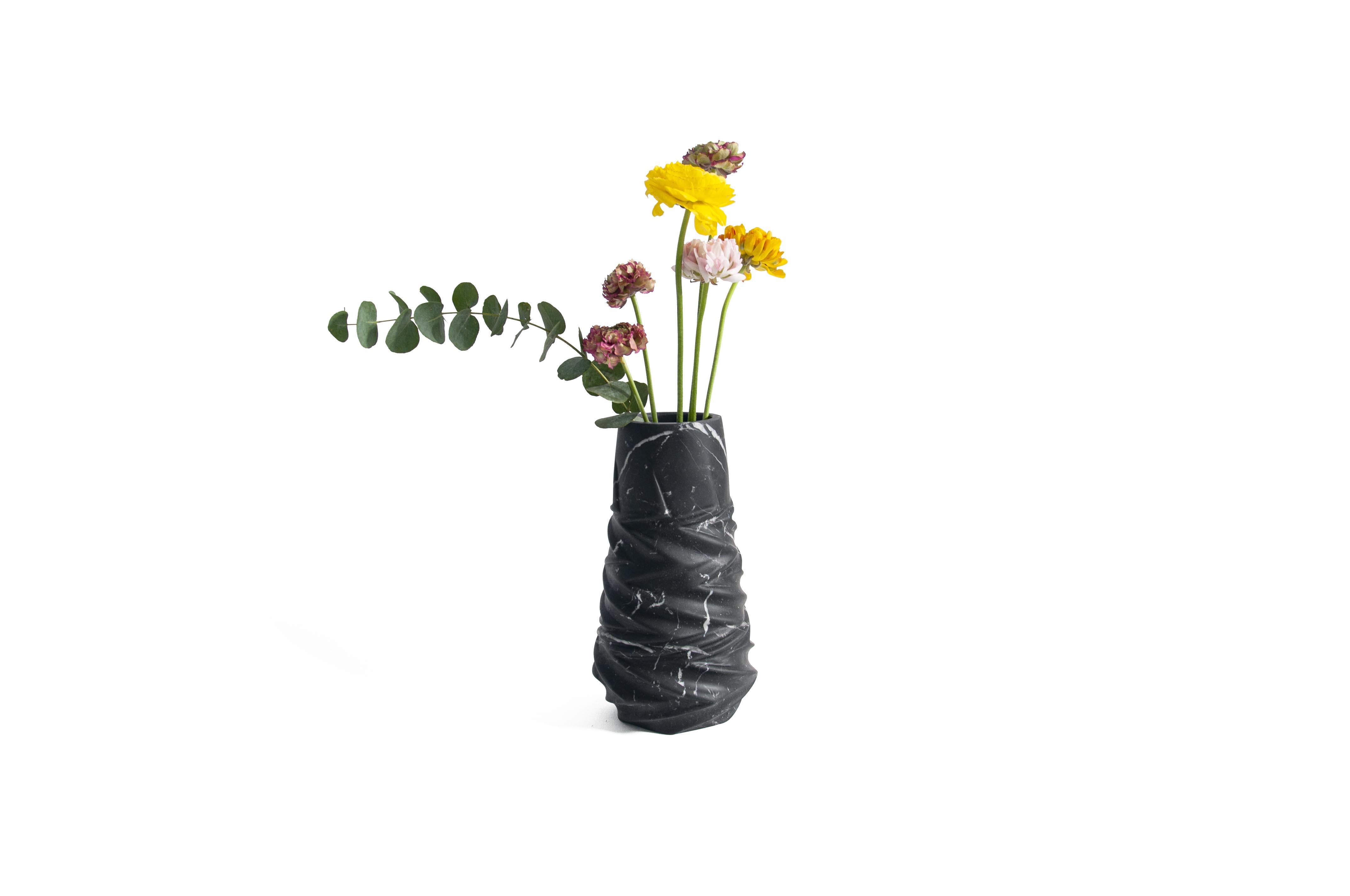 Handmade Rock Vase in Black Marquina Marble In New Condition For Sale In Carrara, IT