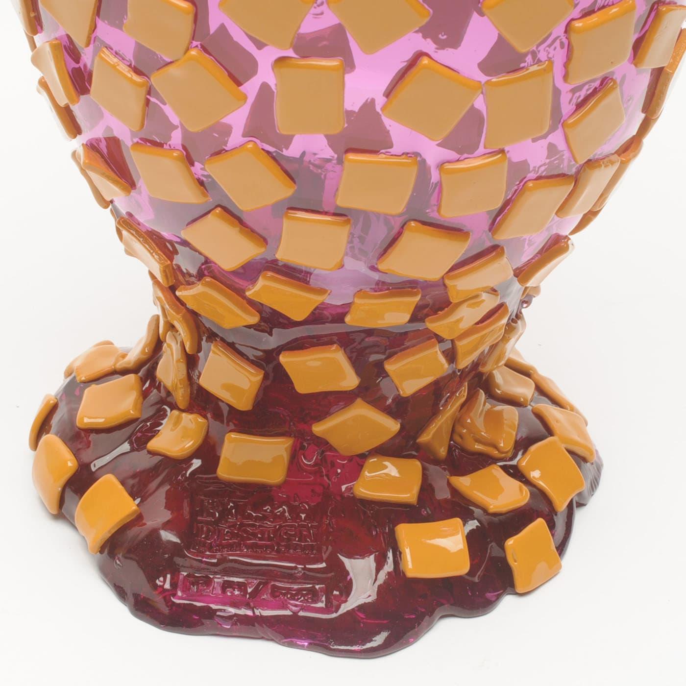 Vase in soft resin designed by Gaetano Pesce in 1995 for Fish Design collection.