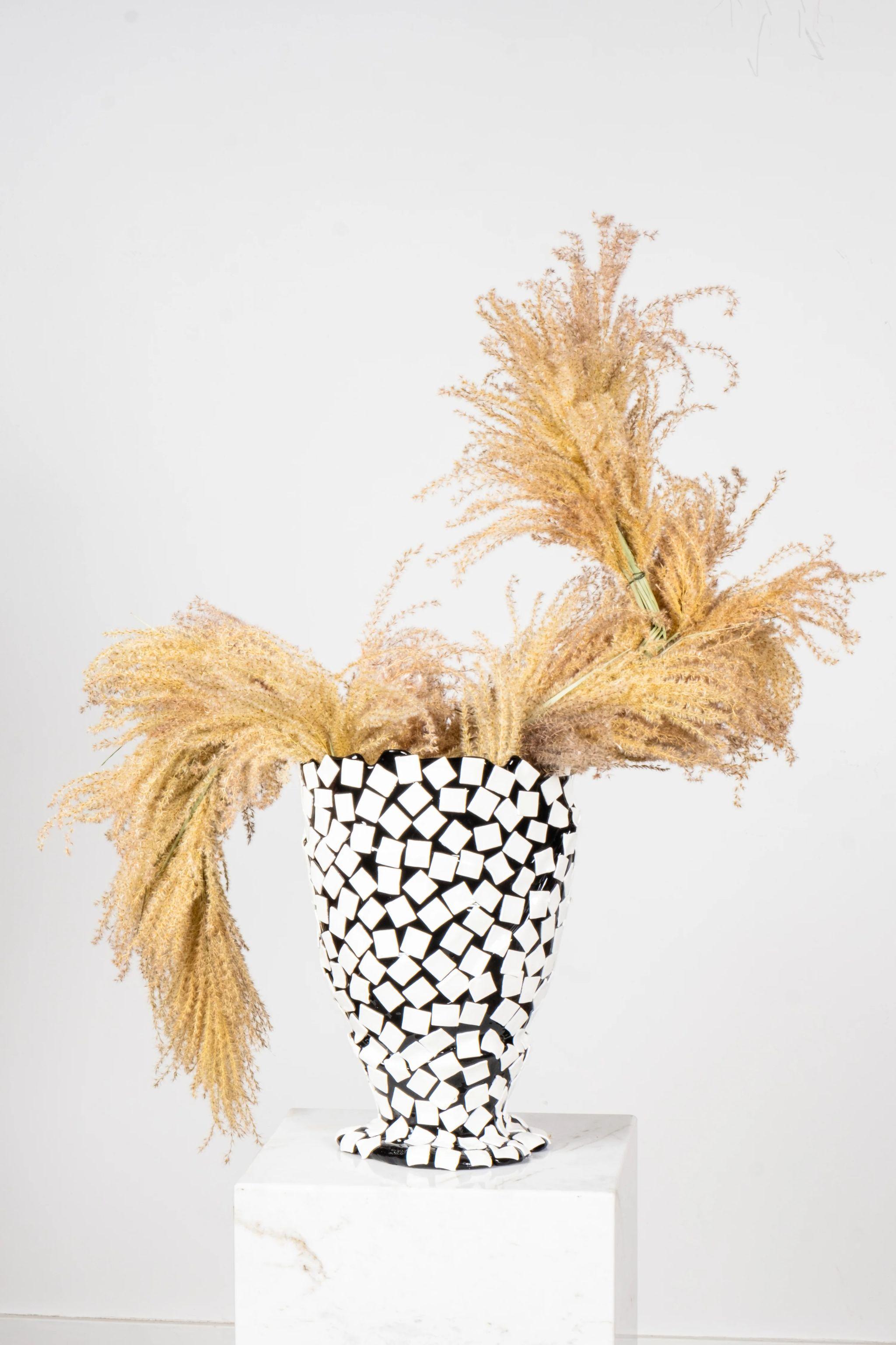 Rock Vase (Large), Black and Matte White by Gaetano Pesce For Sale 6