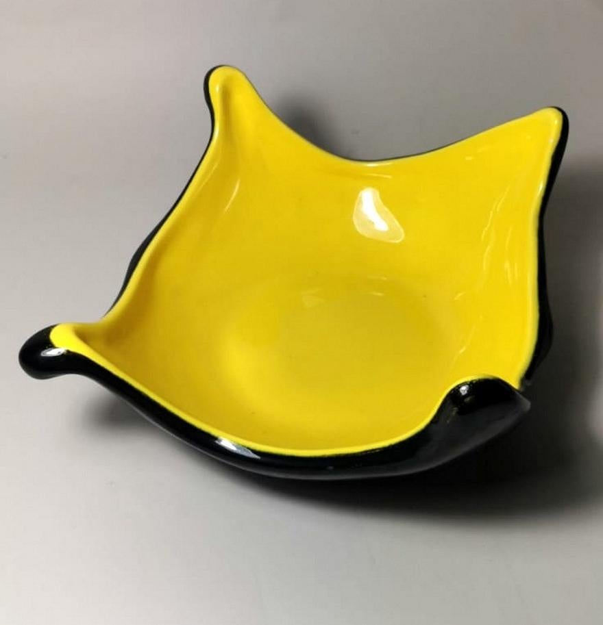 Modern Rockabilly Style Bowl Yellow and Black Ceramic, 1952