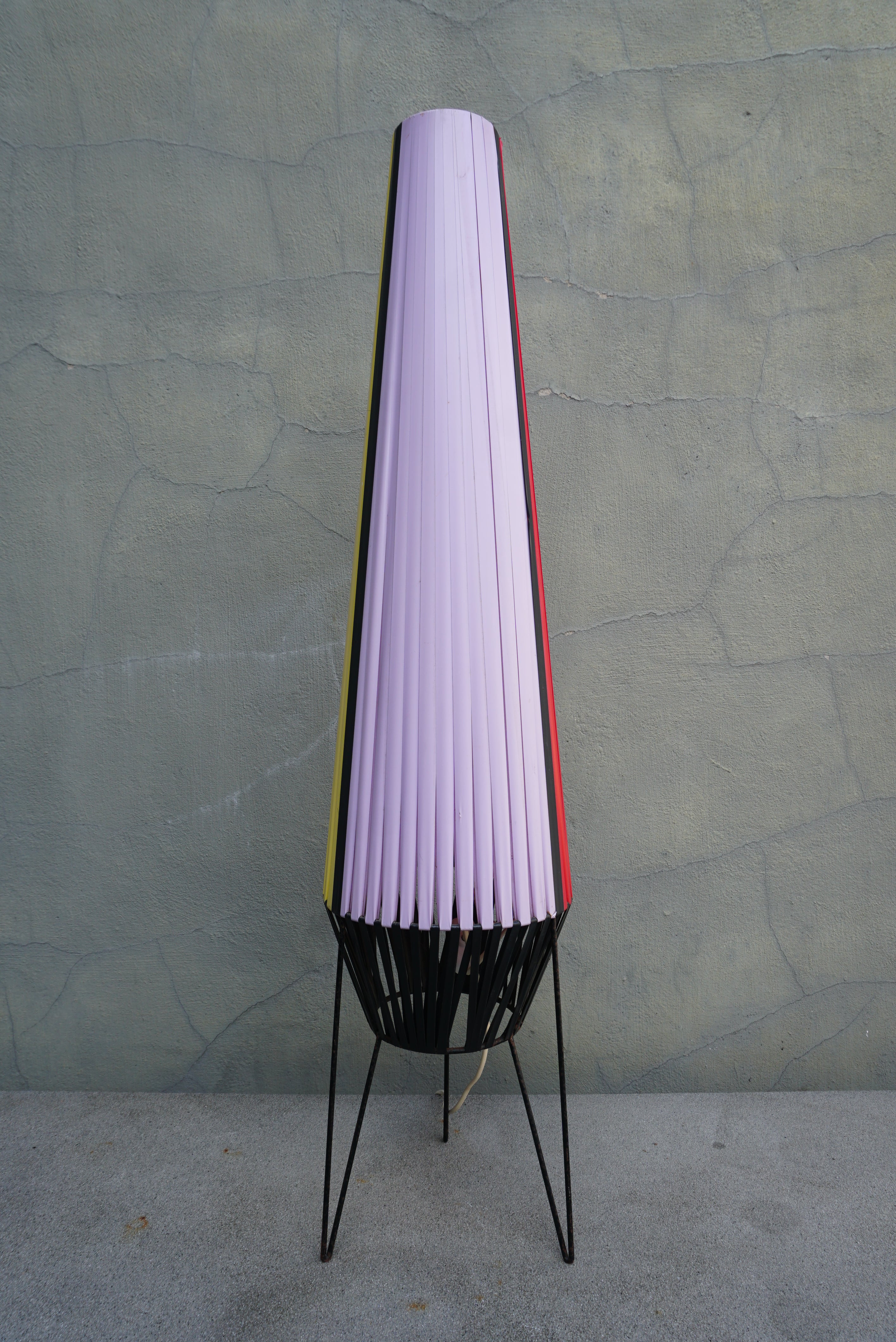 Rocked Tripod Floor Lamp, Sweden 1950s In Good Condition For Sale In Antwerp, BE