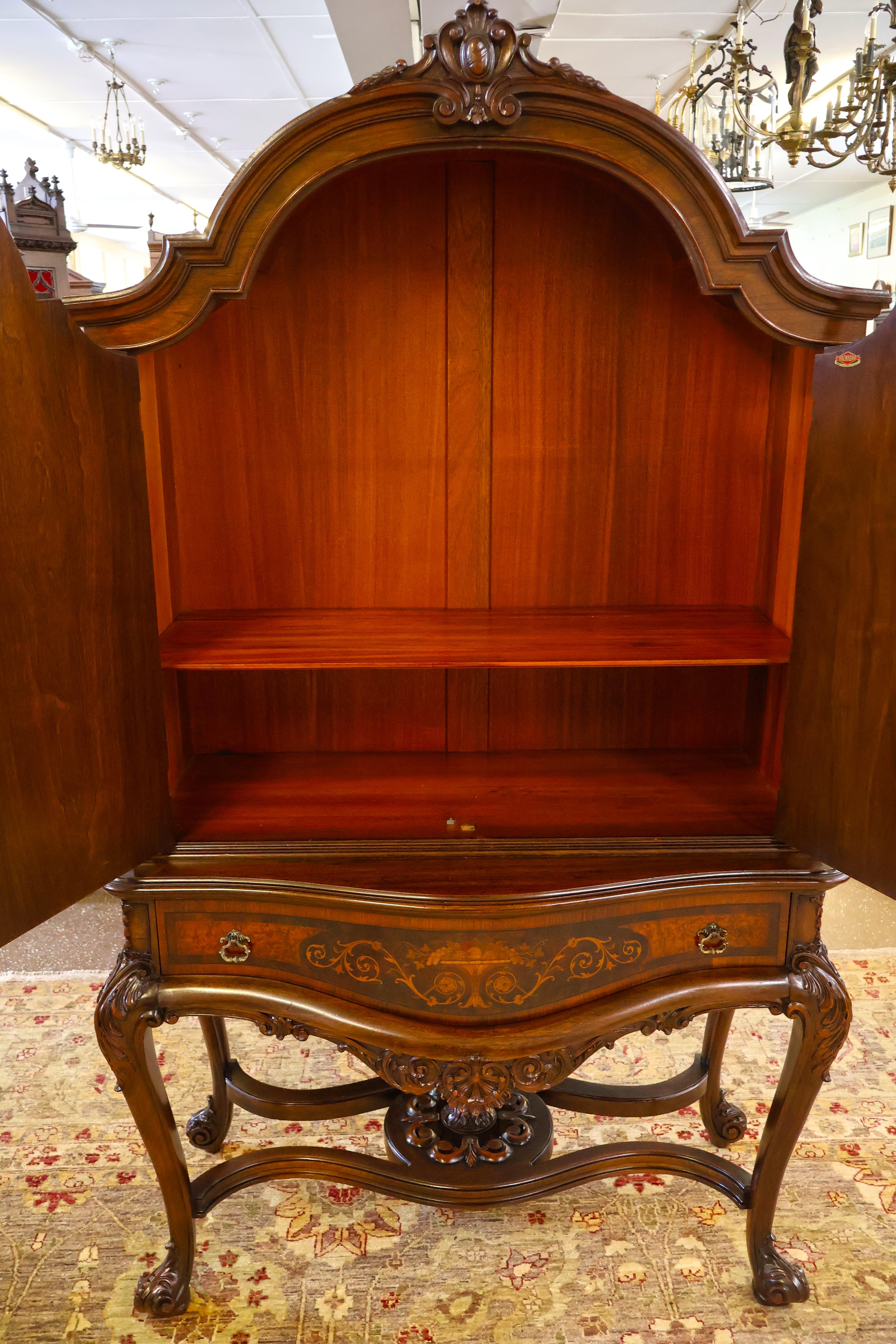 Rockford Burled Walnut & Satinwood Inlaid Louis XV Style Liquor China Cabinet  For Sale 1