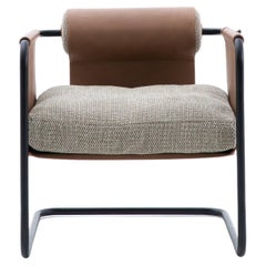 Fauteuil à bascule de Bruno de Carvalho - Cuir et métal brésilien contemporain