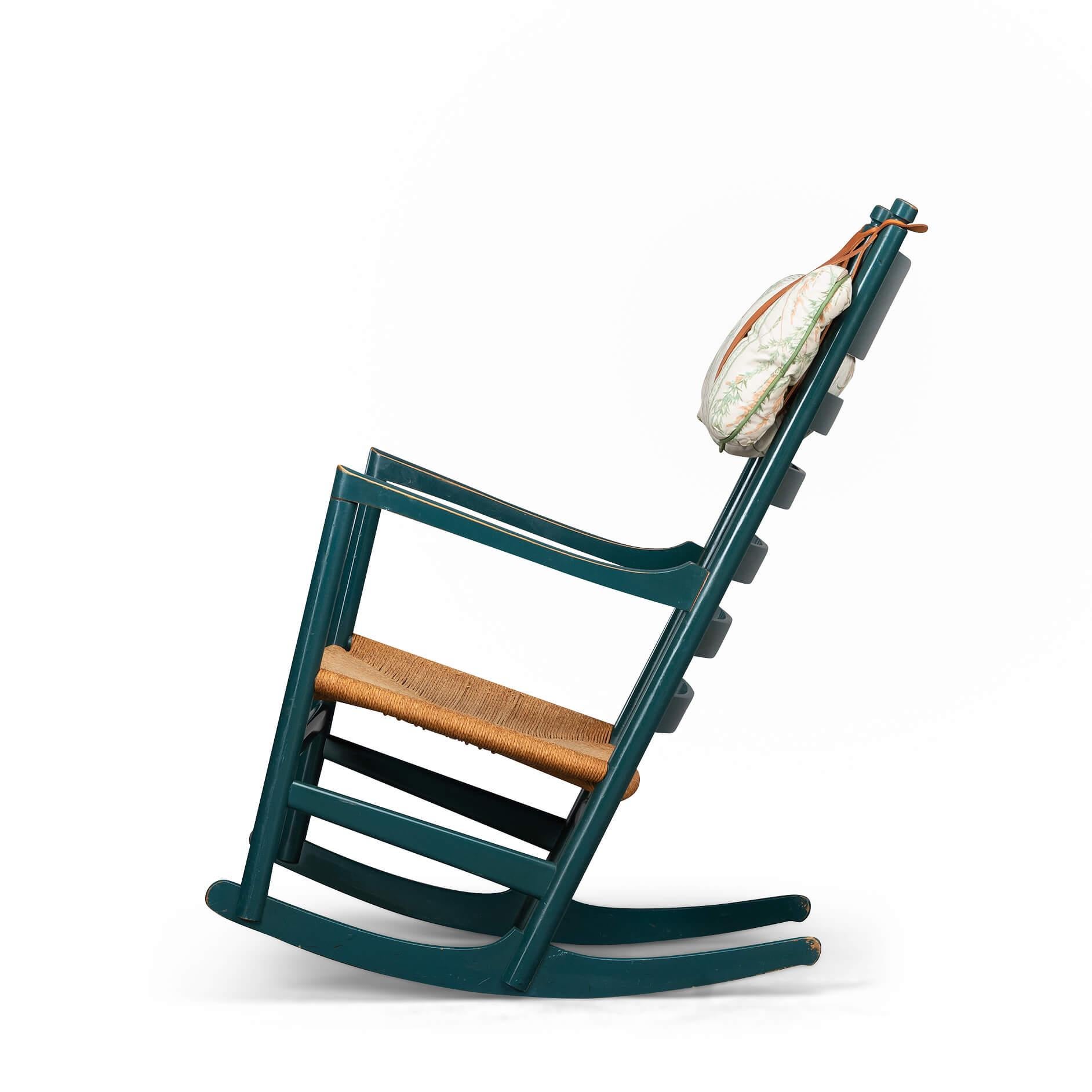 Rocking Chair #45 von Hans J. Wegner für Tarm Stole & Mobelfabrik, 1960er Jahre (Stoff) im Angebot