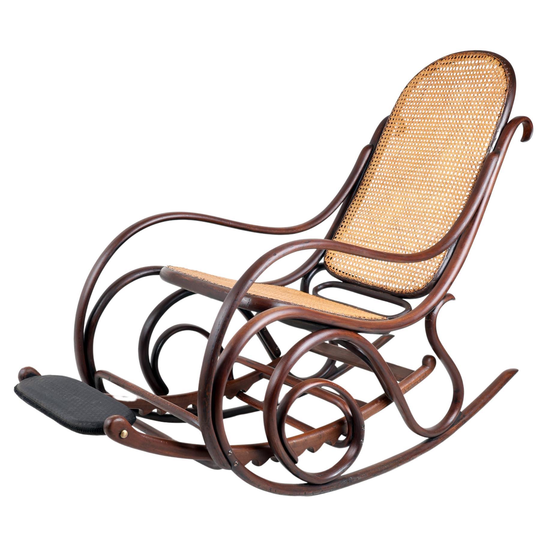 Rocking Chair And Its Footrest, Beech, Spirit "Thonet" 1900 For Sale