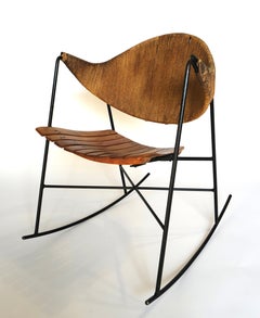 Chaise à bascule d'Arthur Umanoff