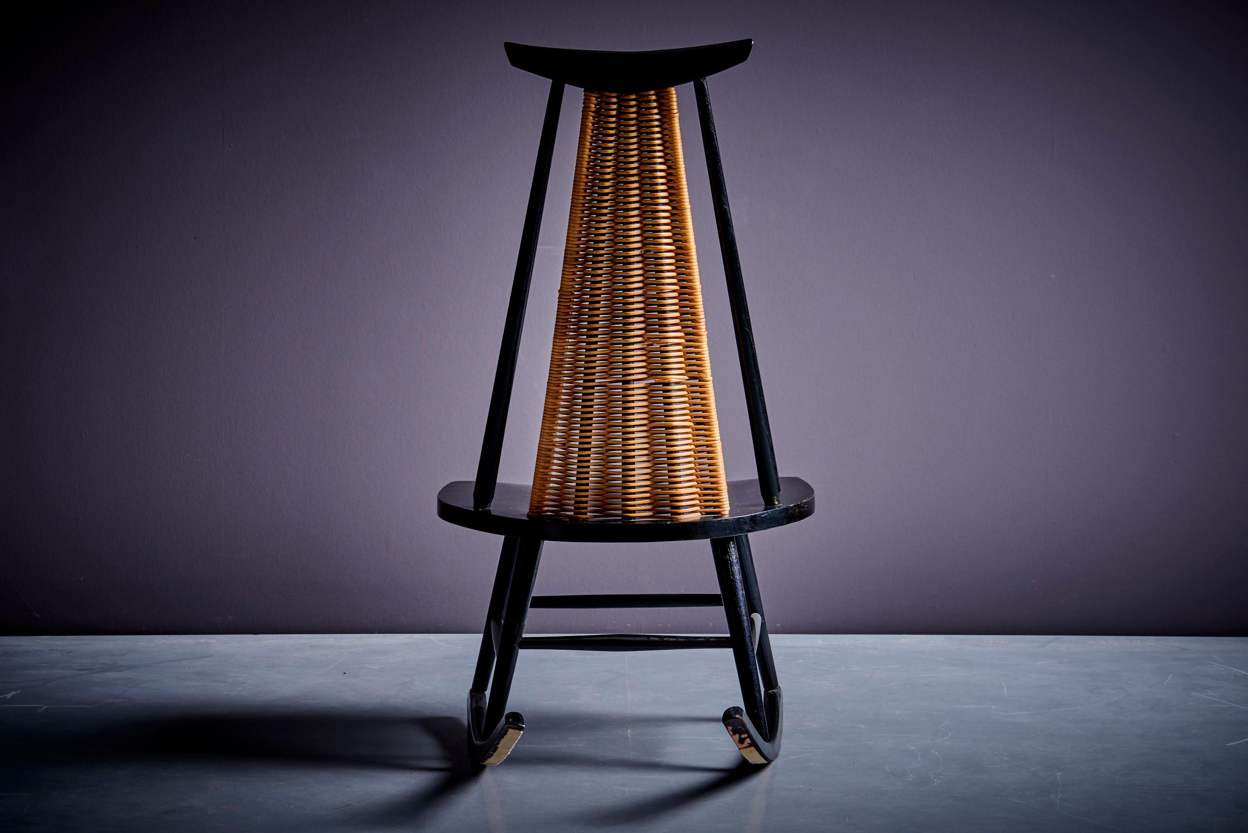 Scandinavo moderno Sedia a dondolo di Arthur Umanoff per Shaver Howard in vendita