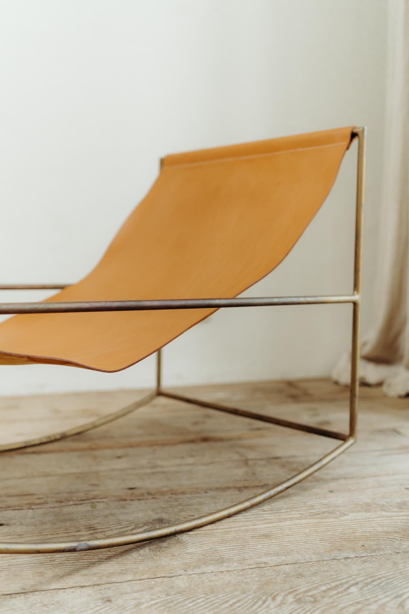 mecedora de los diseñadores belgas Fien Muller y Hannes Van Severen en venta 1