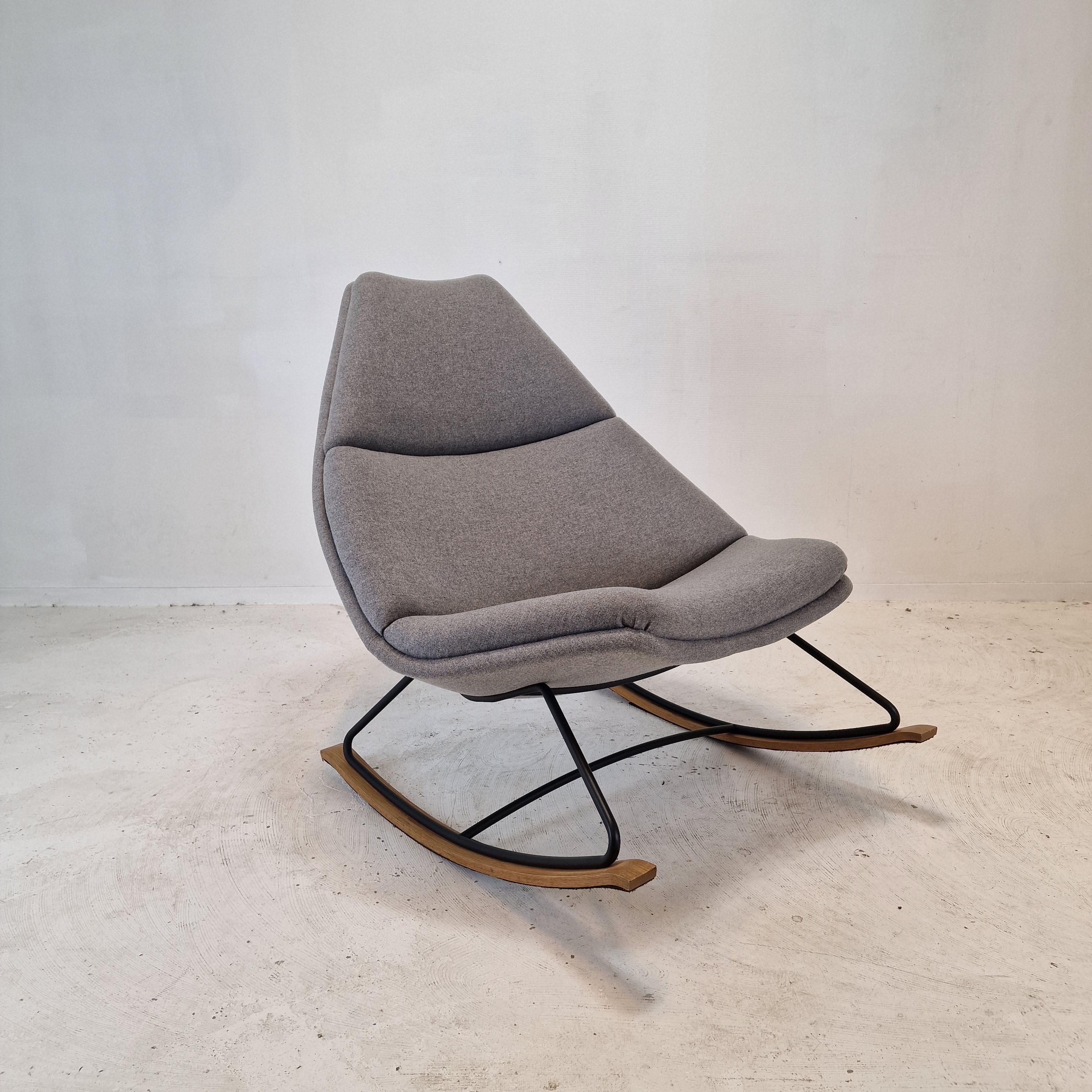 Mid-Century Modern Rocking Chair by Geoffrey Harcourt for Artifort For Sale