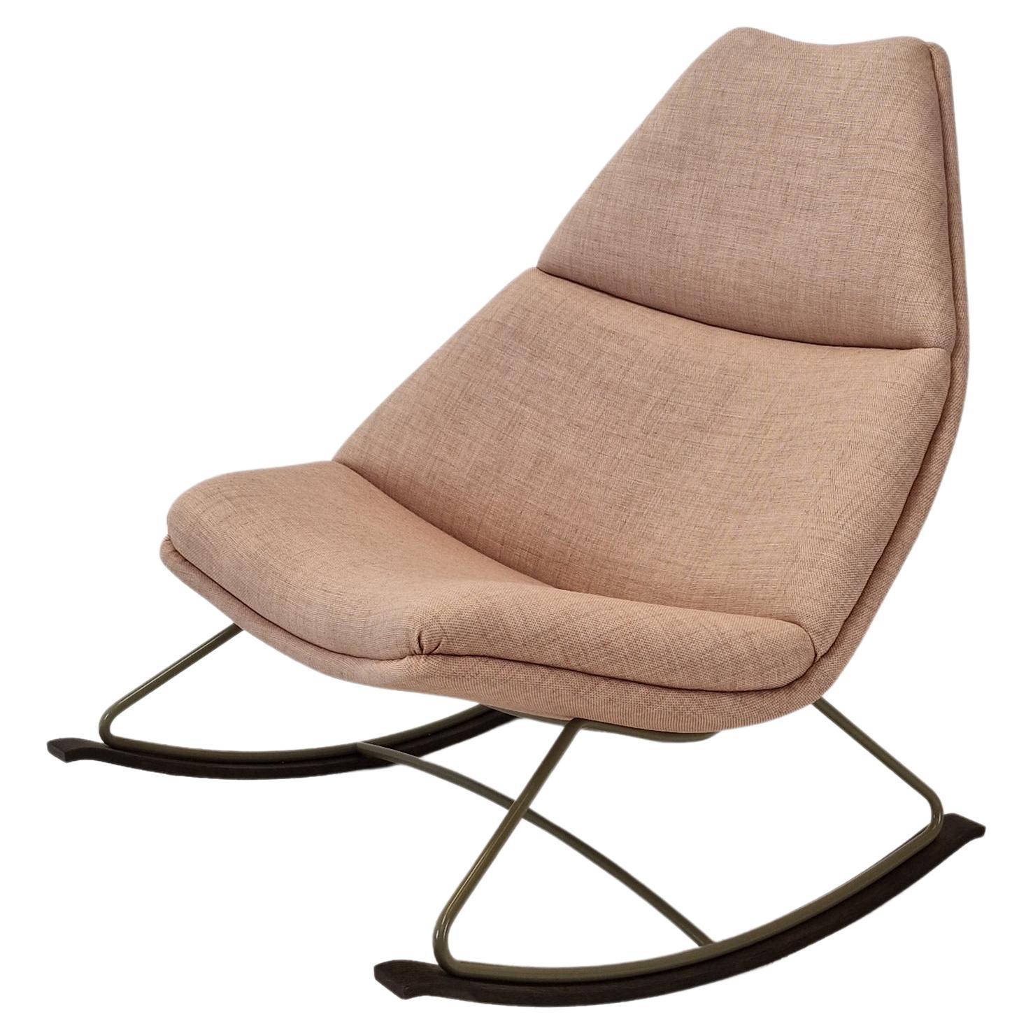 bezoek wees stil Marine Rocking Chair by Geoffrey Harcourt for Artifort For Sale at 1stDibs