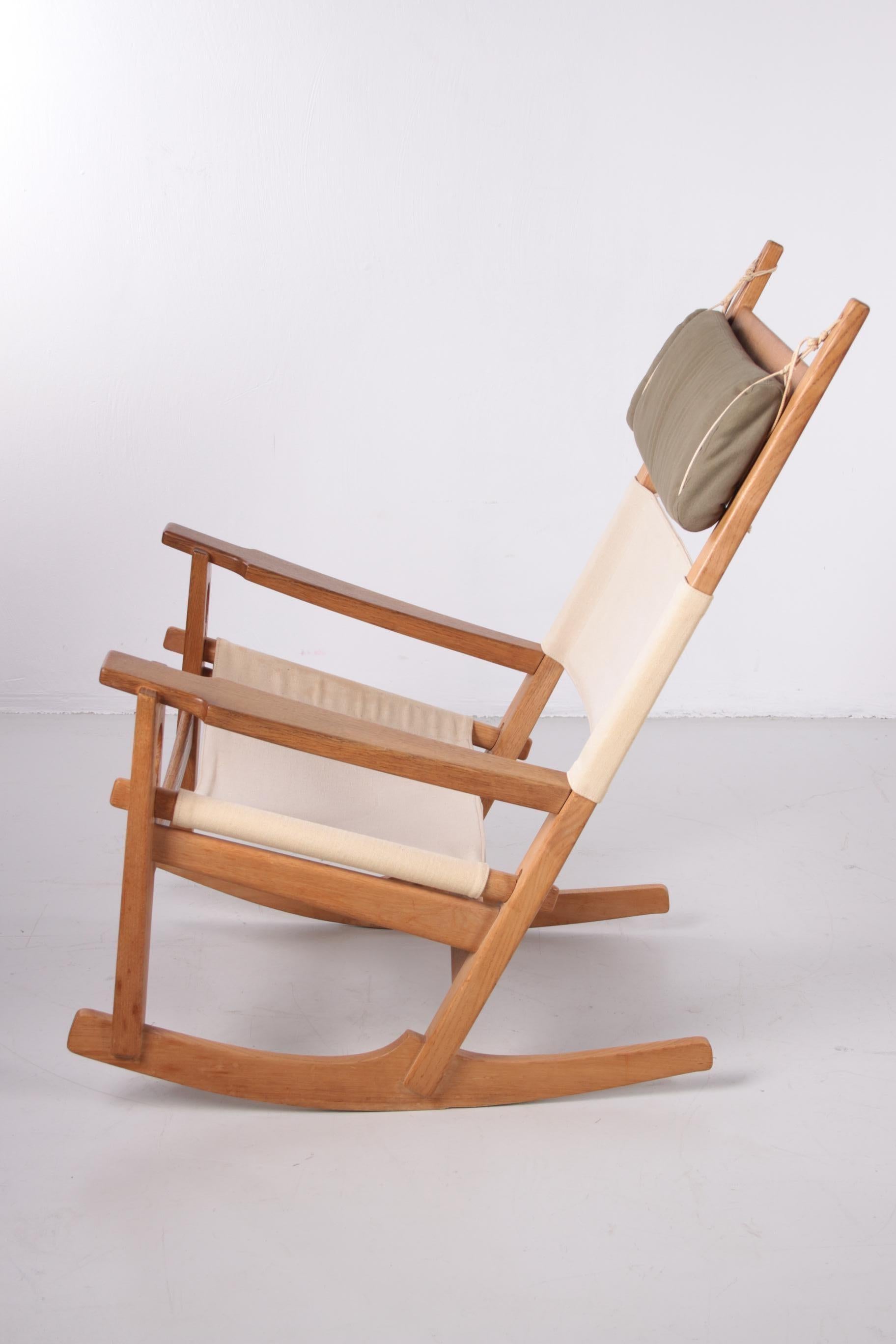 Mid-Century Modern Rocking Chair by H. Wegner for GETAMA Model Ge-673 Oak