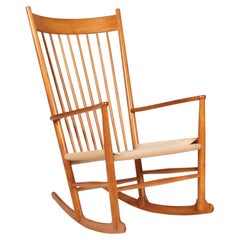 Rocking Chair by Hans J. Wegner, Model J16