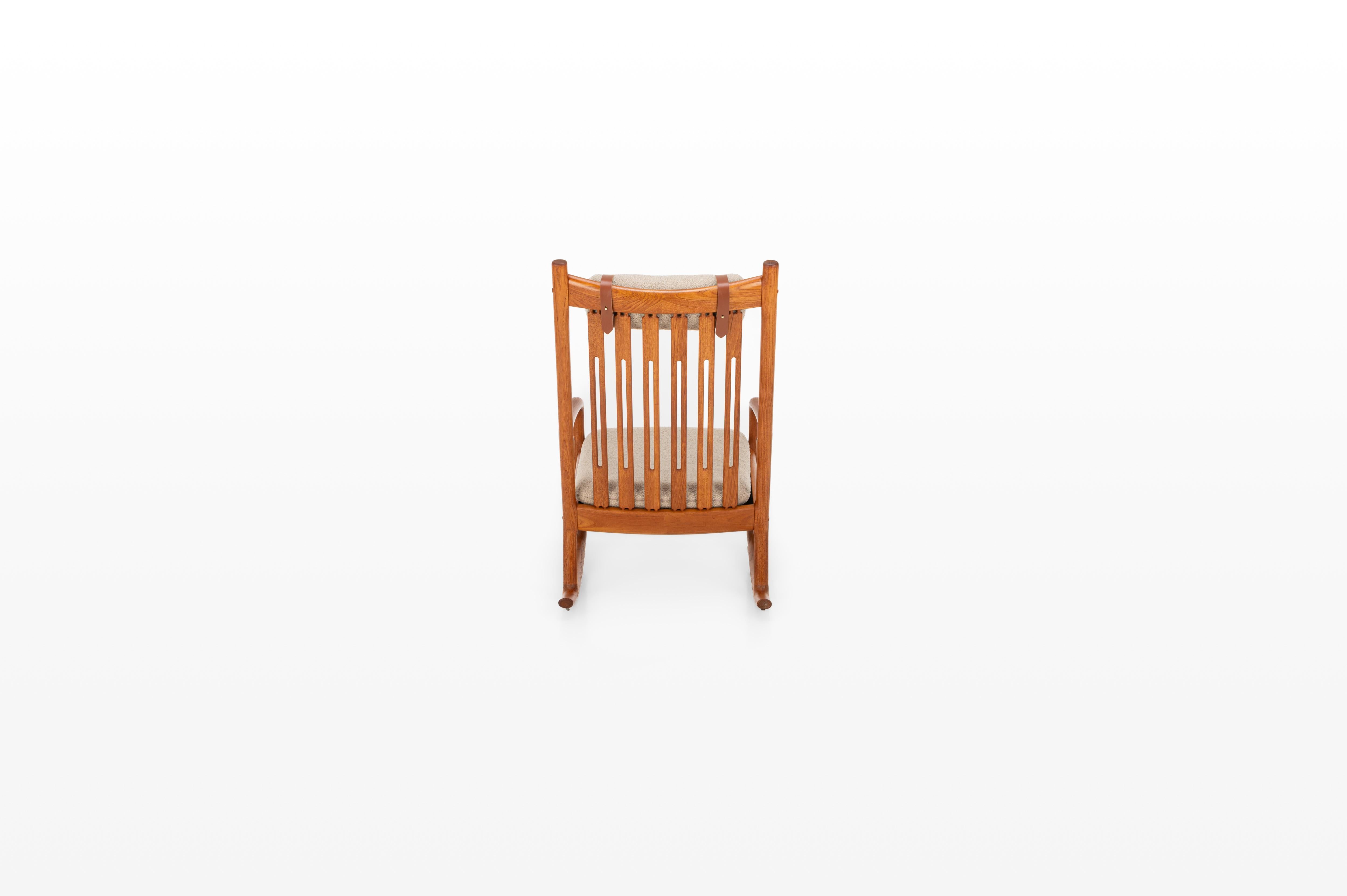 Sedia a dondolo di Hans Olsen per Juul Kristensen, Danimarca, anni '60 In condizioni buone in vendita a Ranst, VAN
