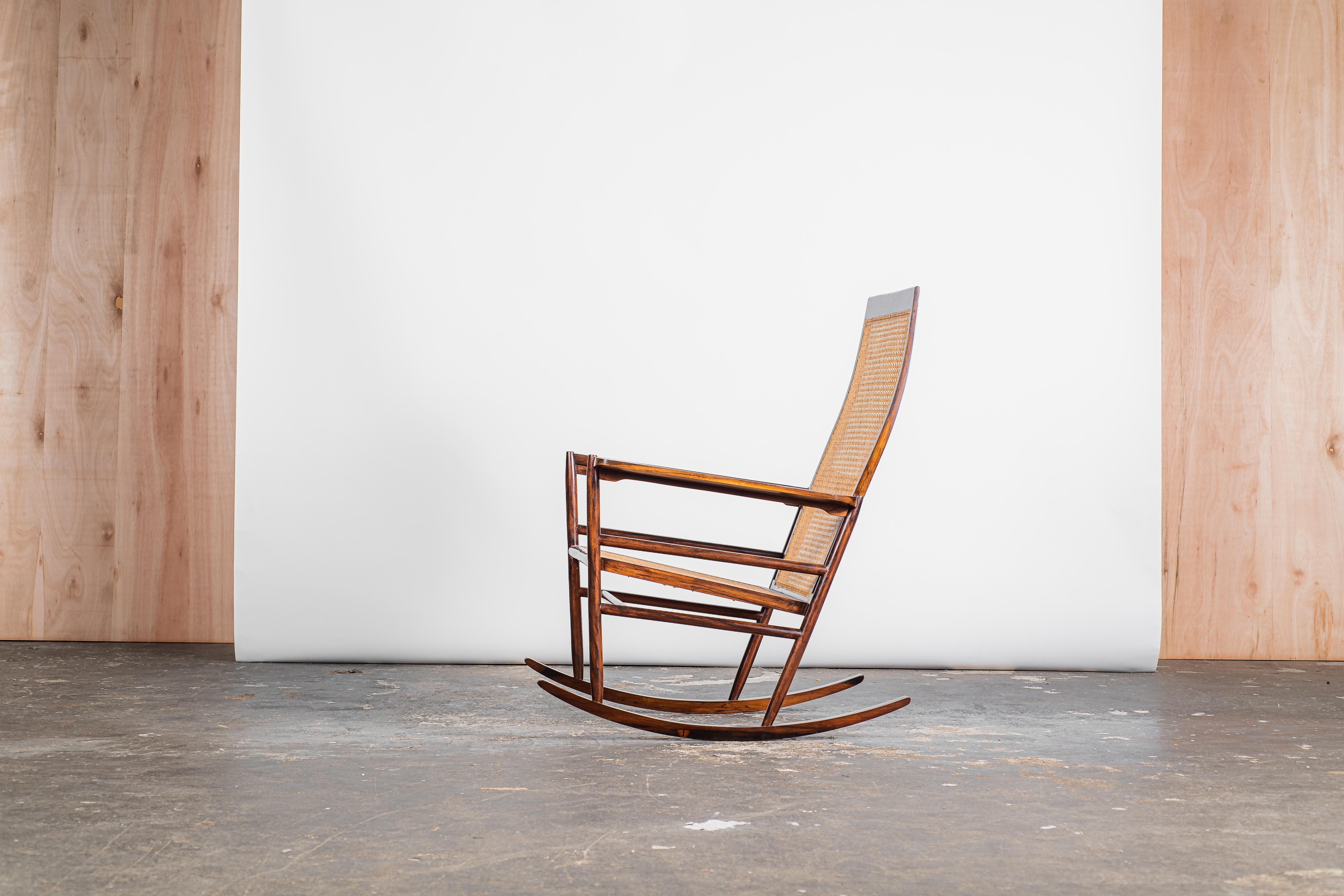 Rocking Chair by Joaquim Tenreiro, 1947, Brazilian Rosewood, Mid-Century Modern In Good Condition For Sale In Houston, TX