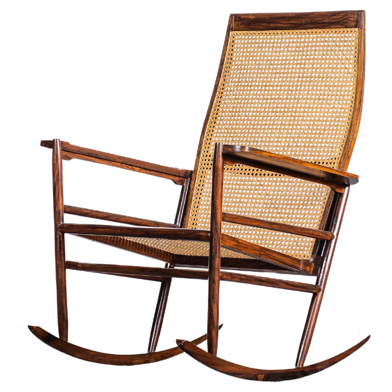 Rocking Chair by Joaquim Tenreiro, 1947, Brazilian Rosewood, Mid-Century Modern For Sale