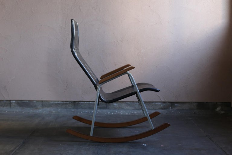 Mid-Century Modern Rocking Chair by Takeshi Nii For Sale
