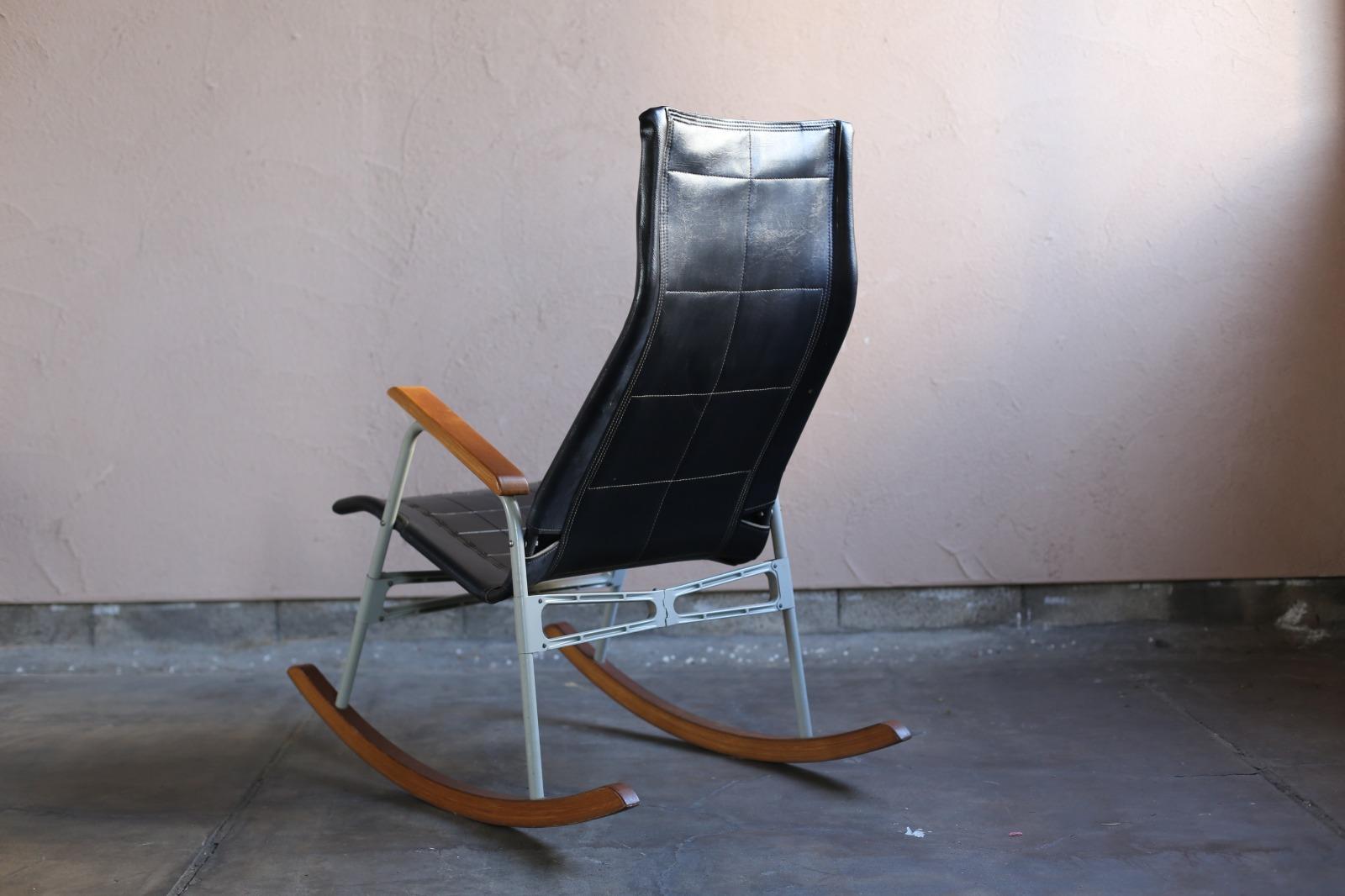 Mid-Century Modern Rocking Chair by Takeshi Nii